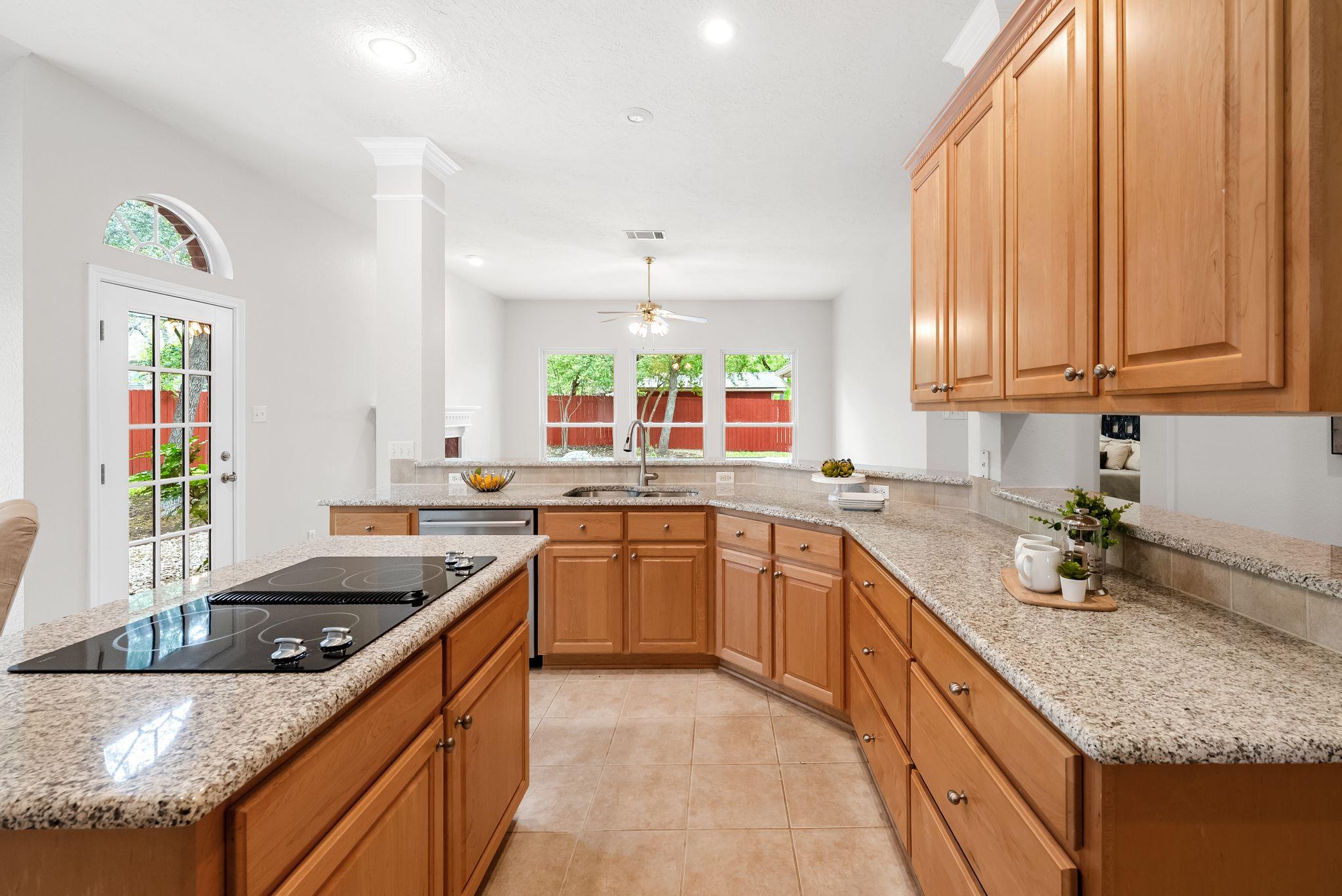 11560 Cedarcliffe DR