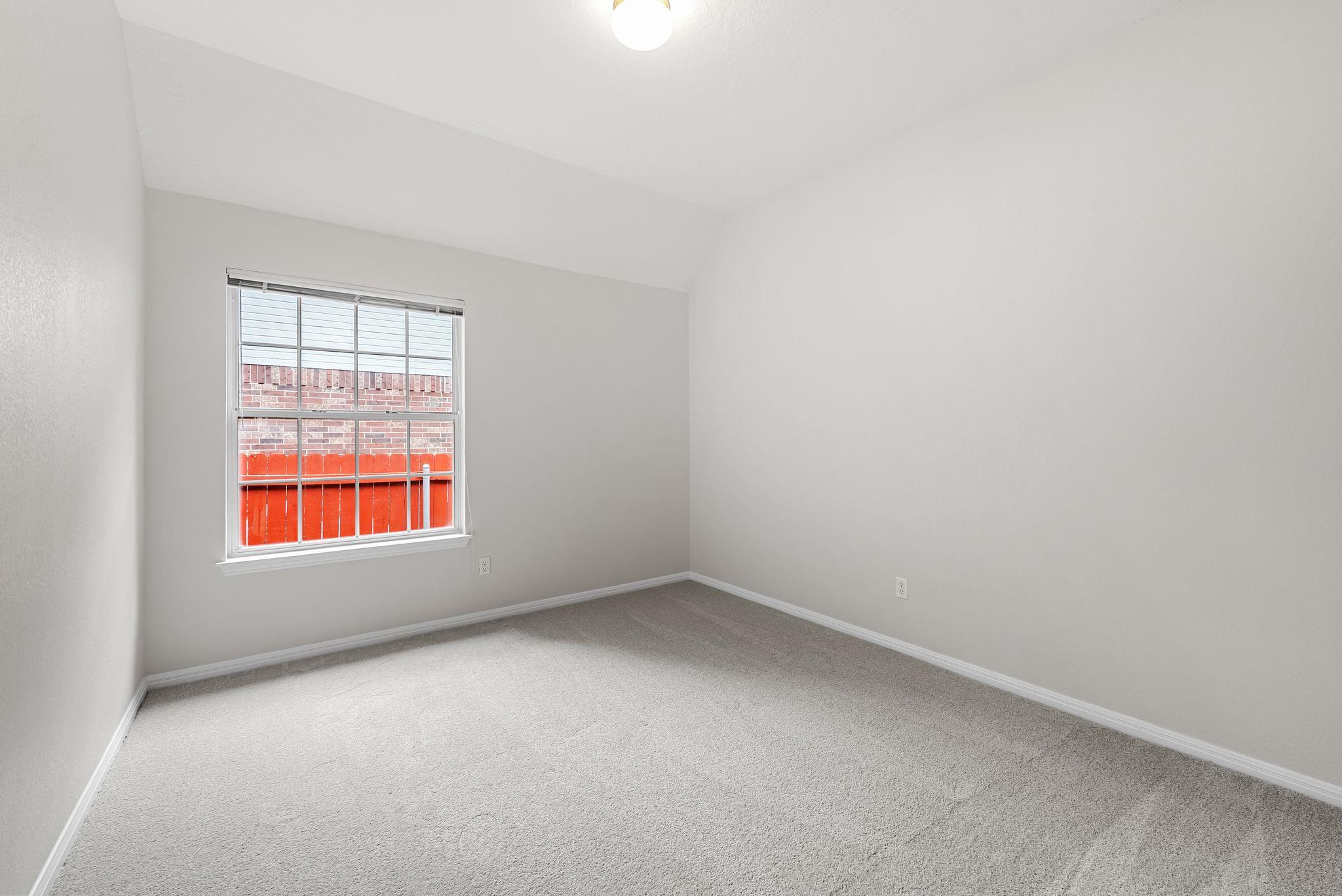 11560 Cedarcliffe DR