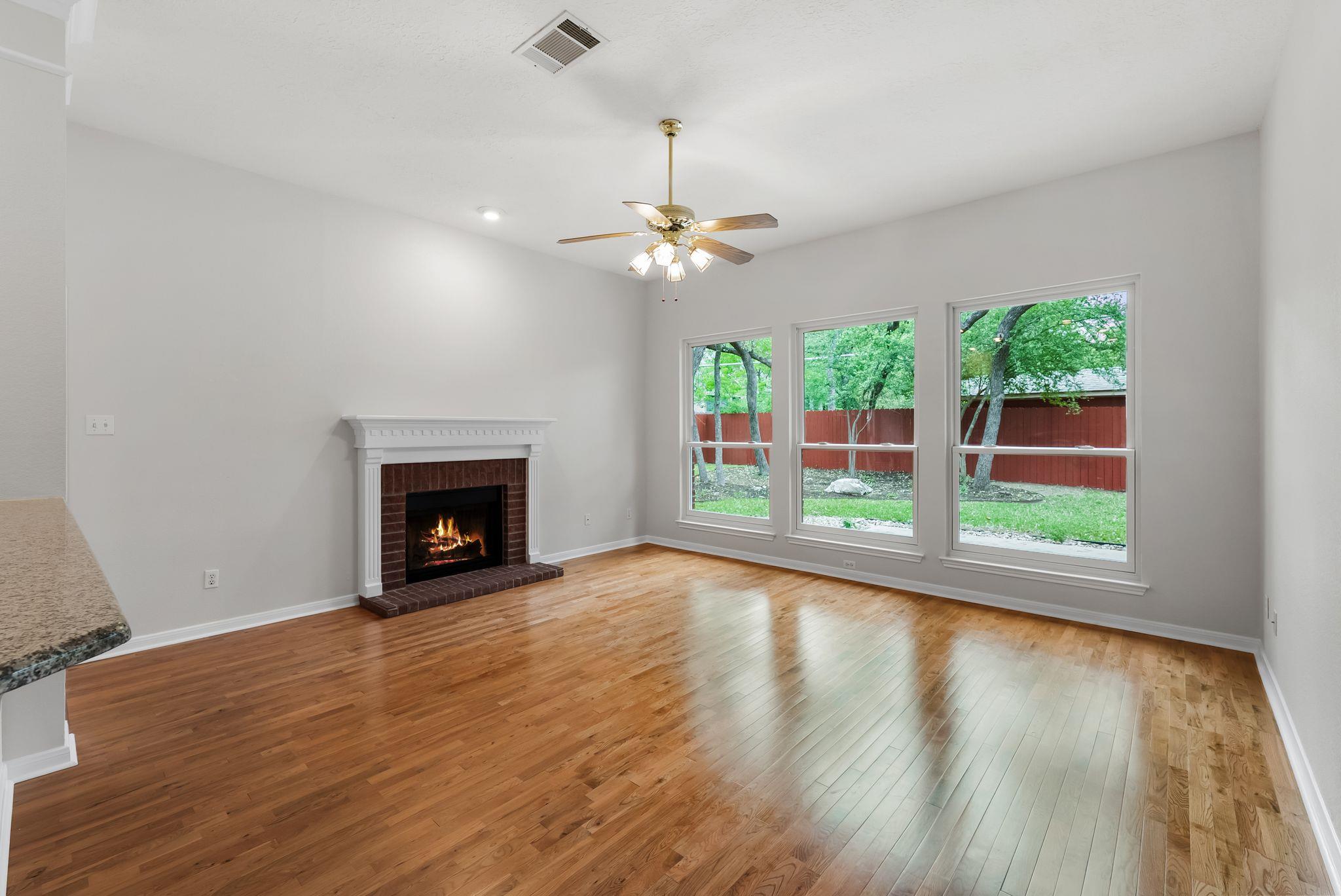 11560 Cedarcliffe DR