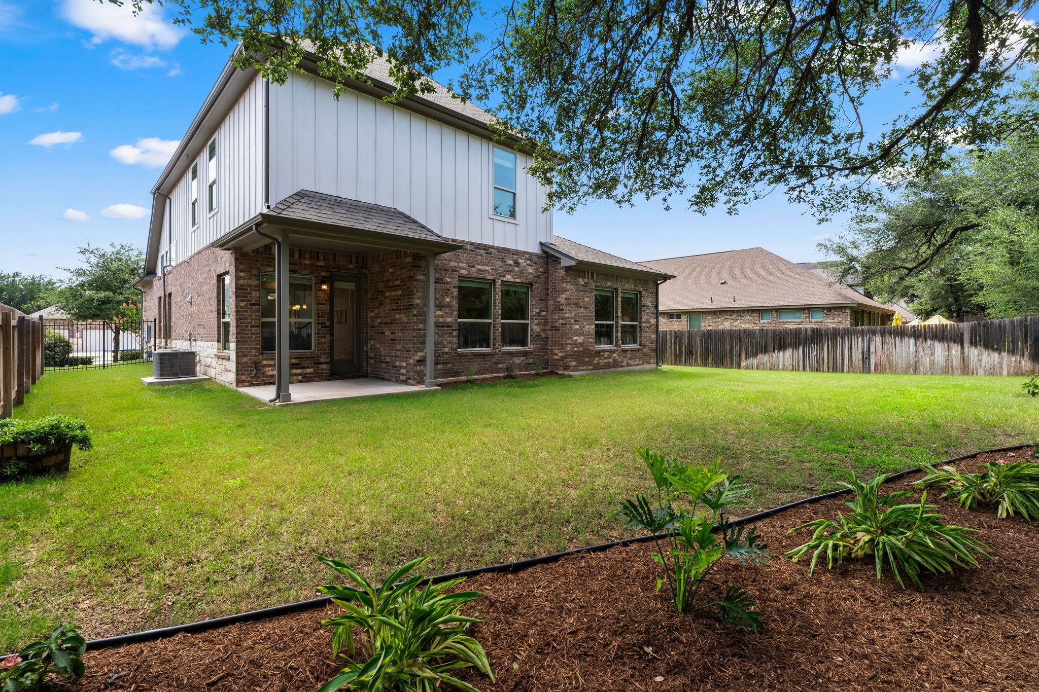 226 Orange Mimosa LN