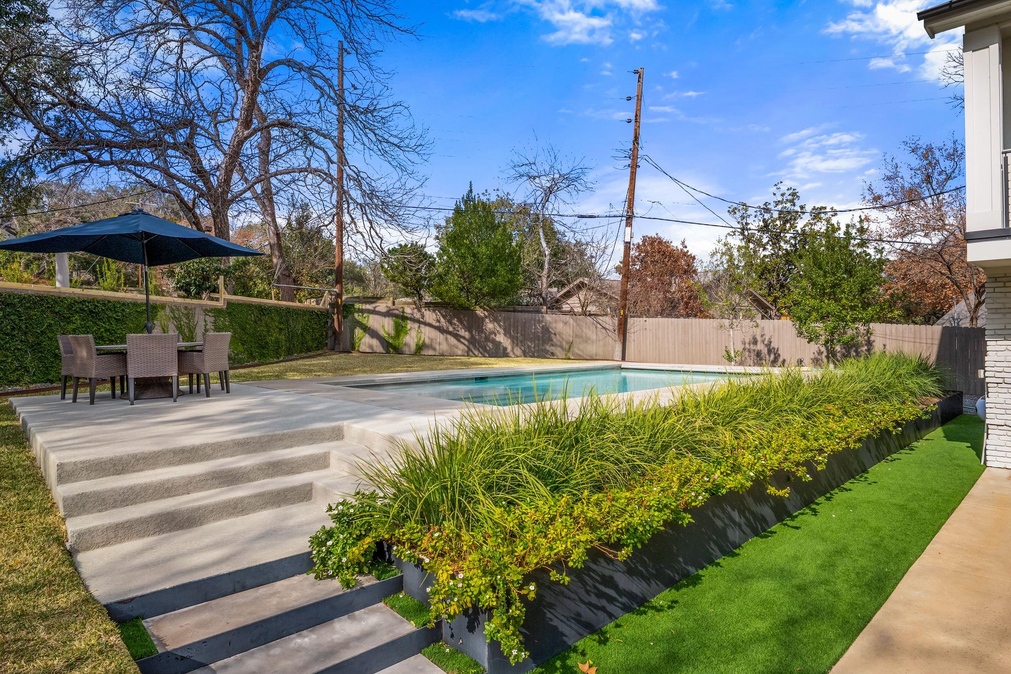 3402 Monte Vista DR