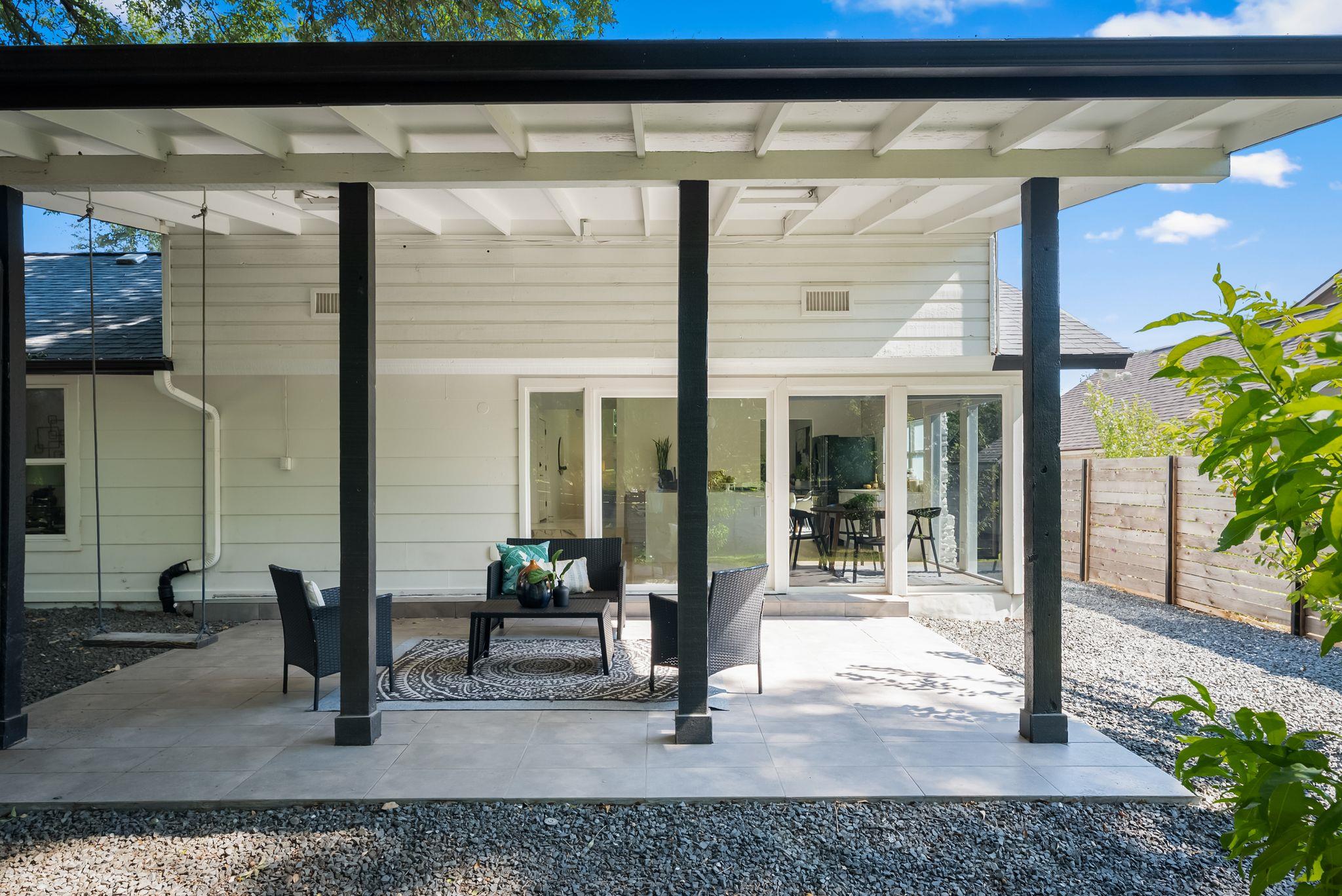 1111 Quail Park DR