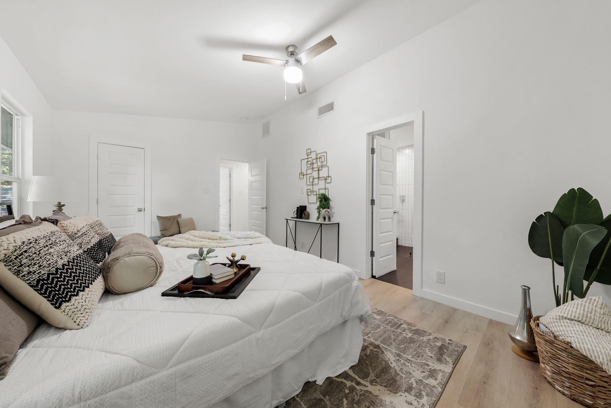 1111 Quail Park DR