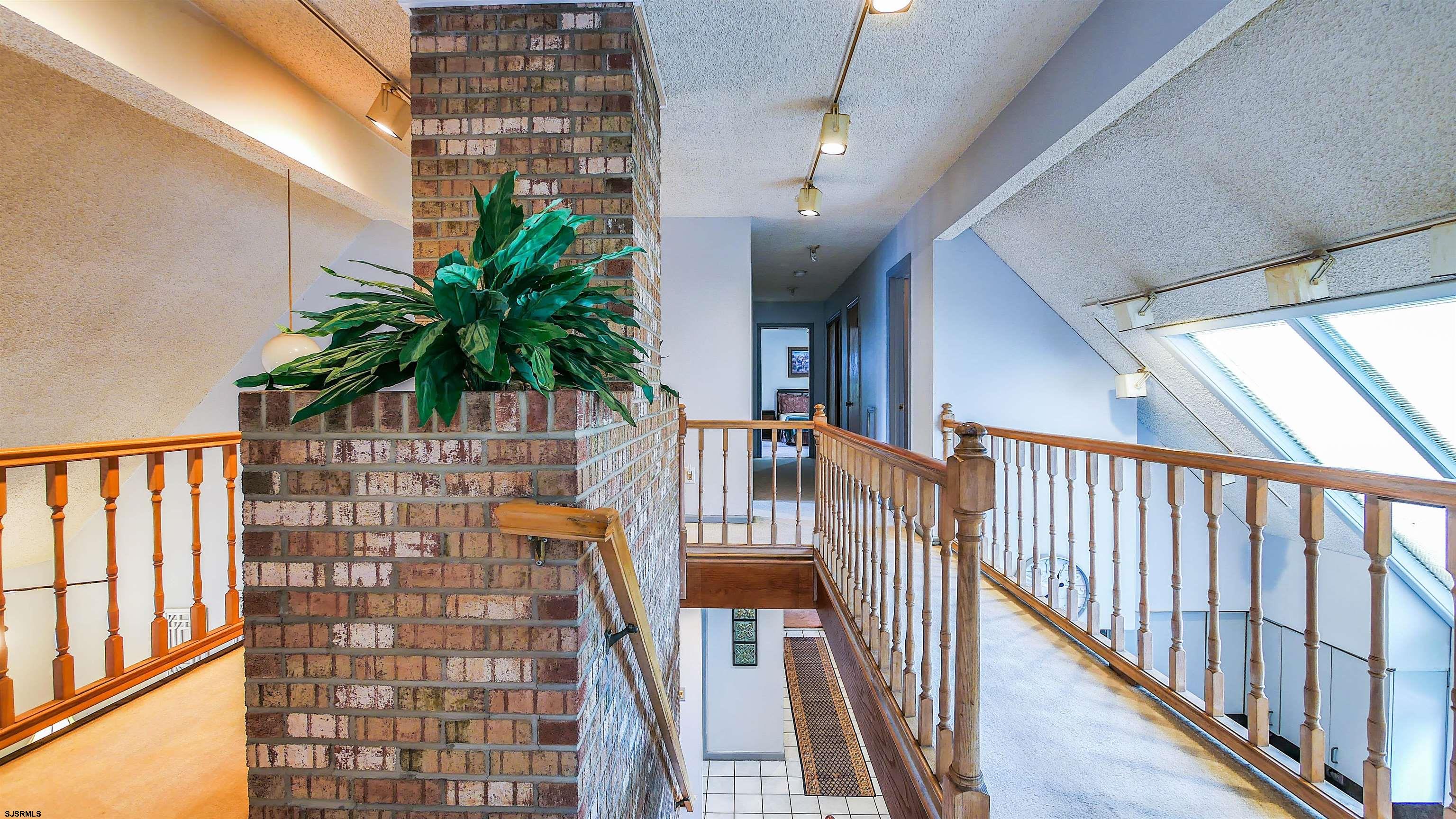 448 8th Ave