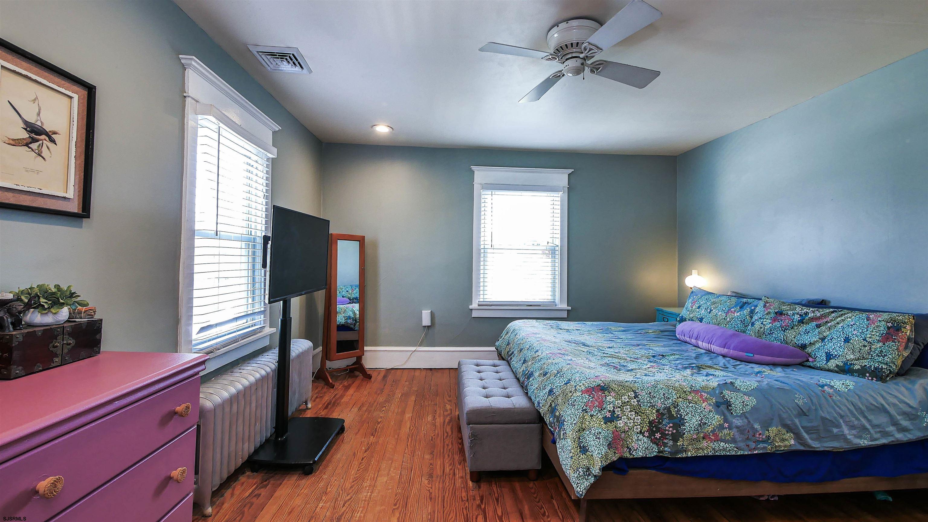 1008 Seaside Ave
