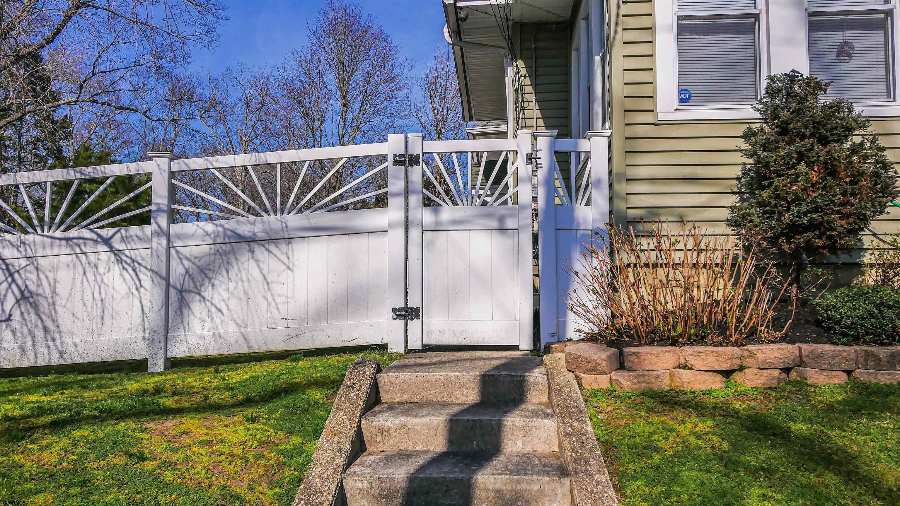 1008 Seaside Ave