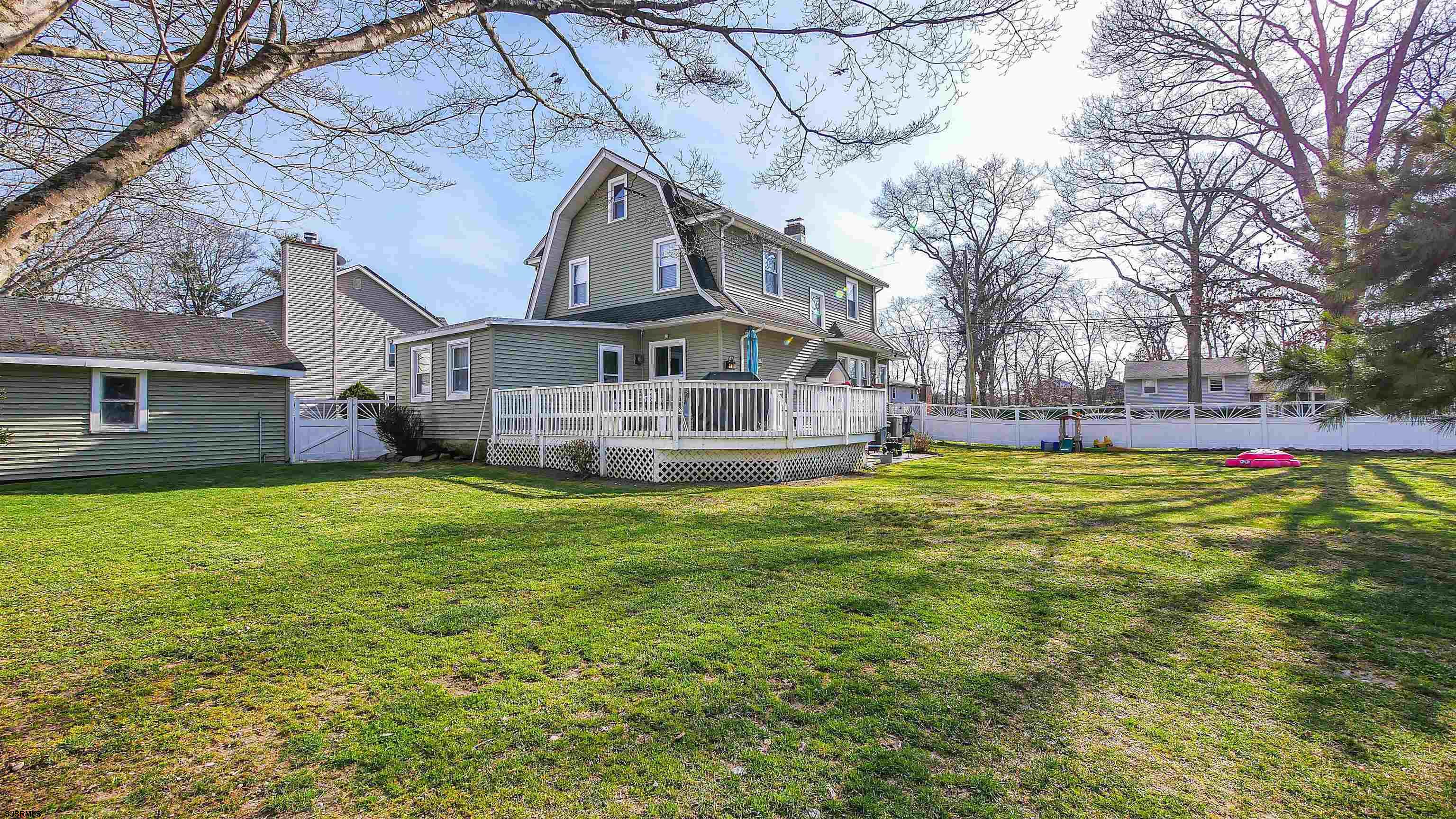 1008 Seaside Ave
