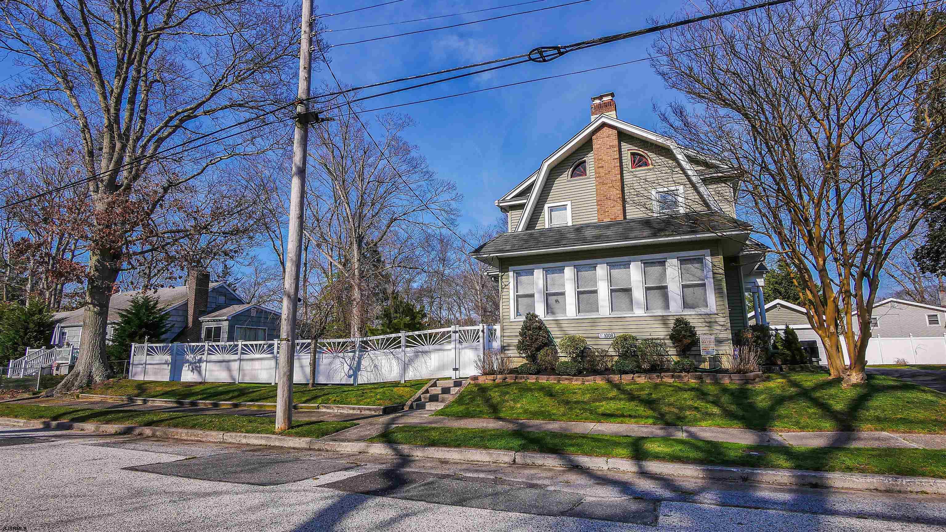 1008 Seaside Ave