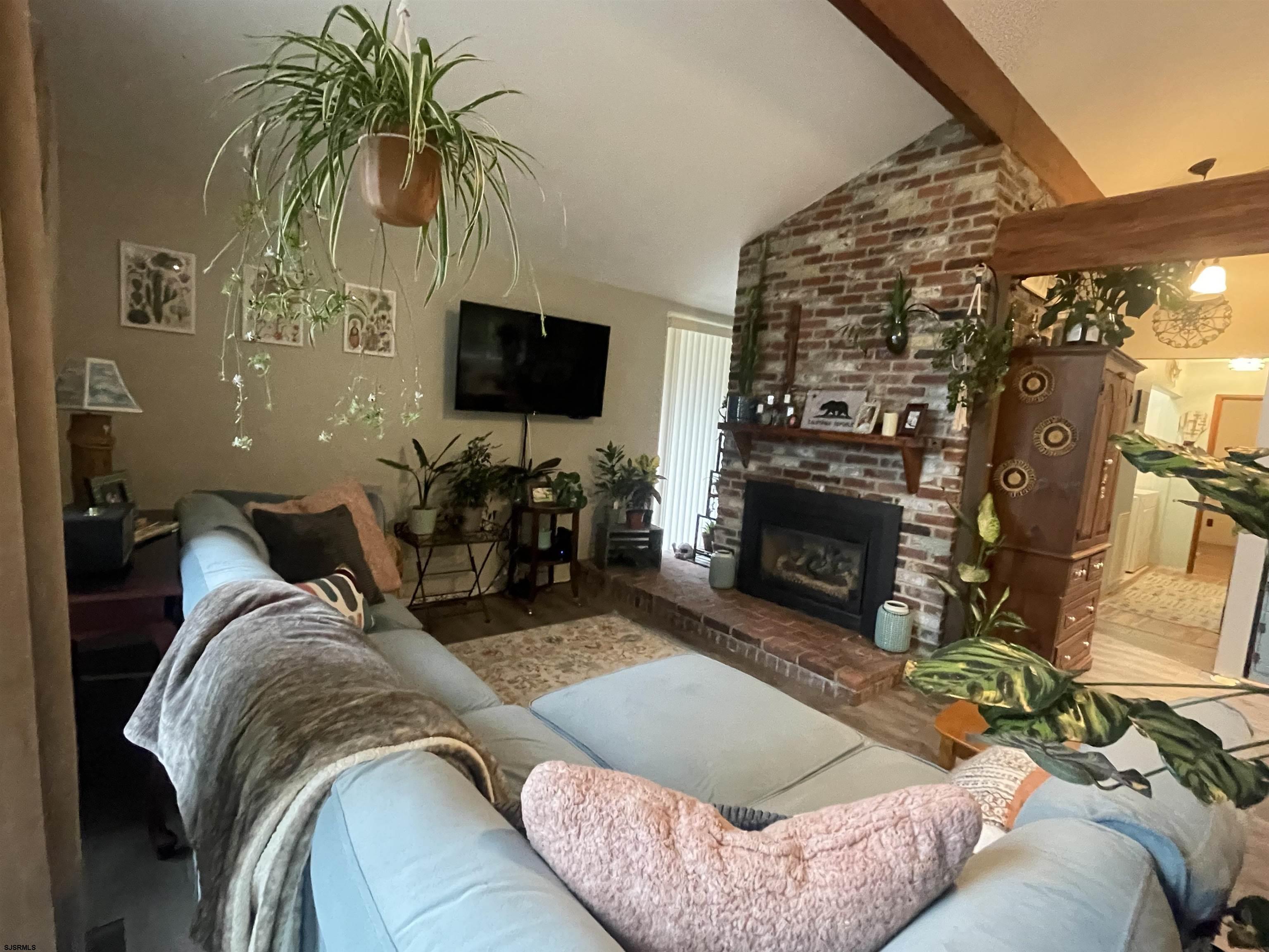 226 San Francisco Ave