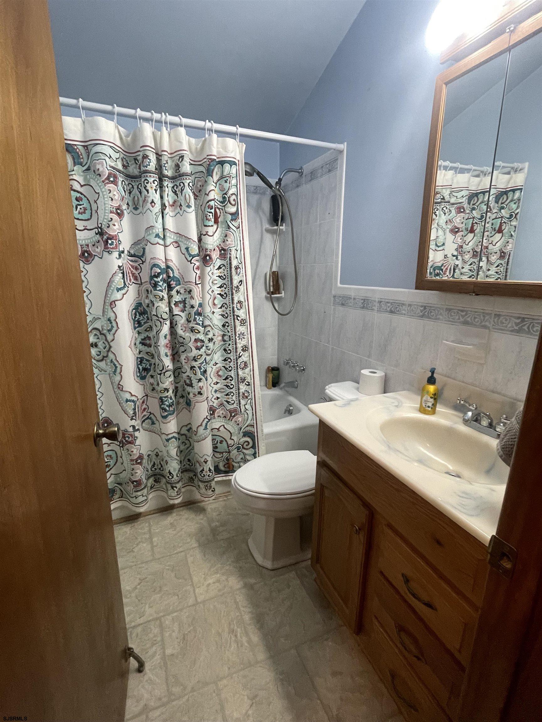 226 San Francisco Ave