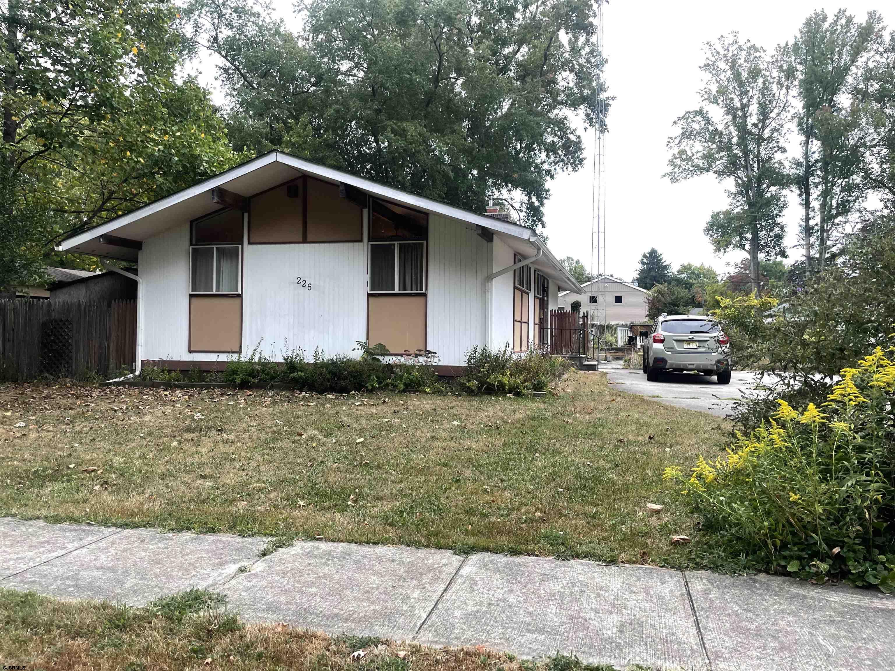 226 San Francisco Ave