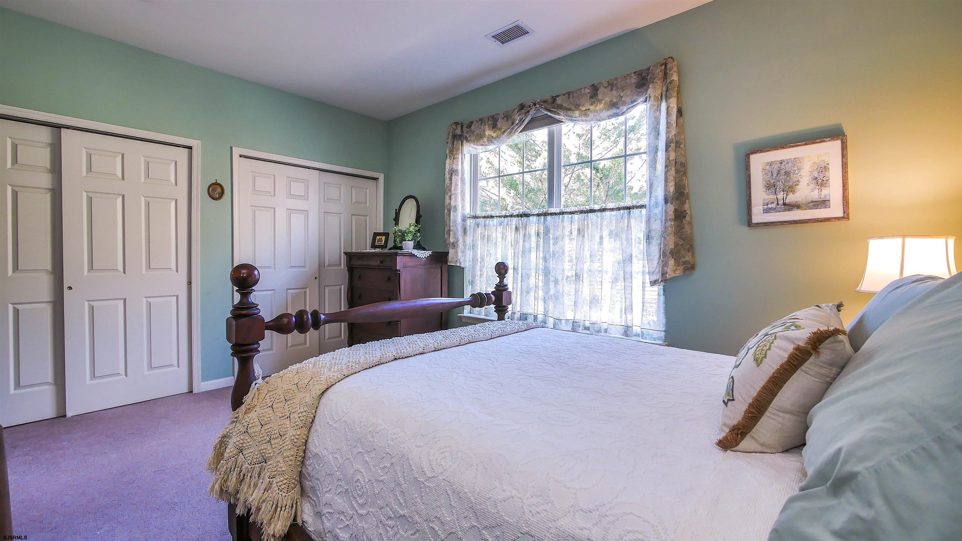 685 Cypress Point Dr