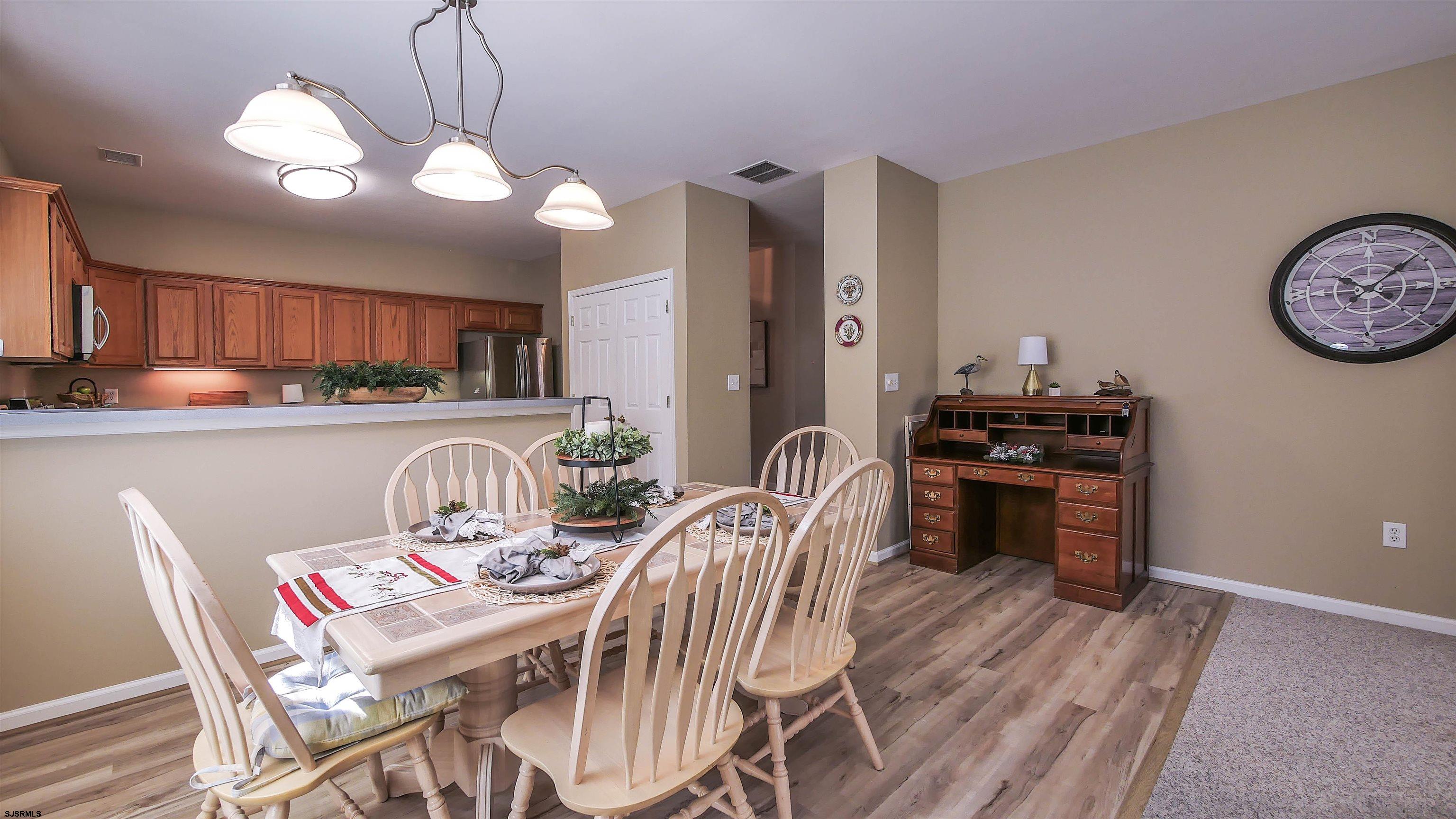 685 Cypress Point Dr