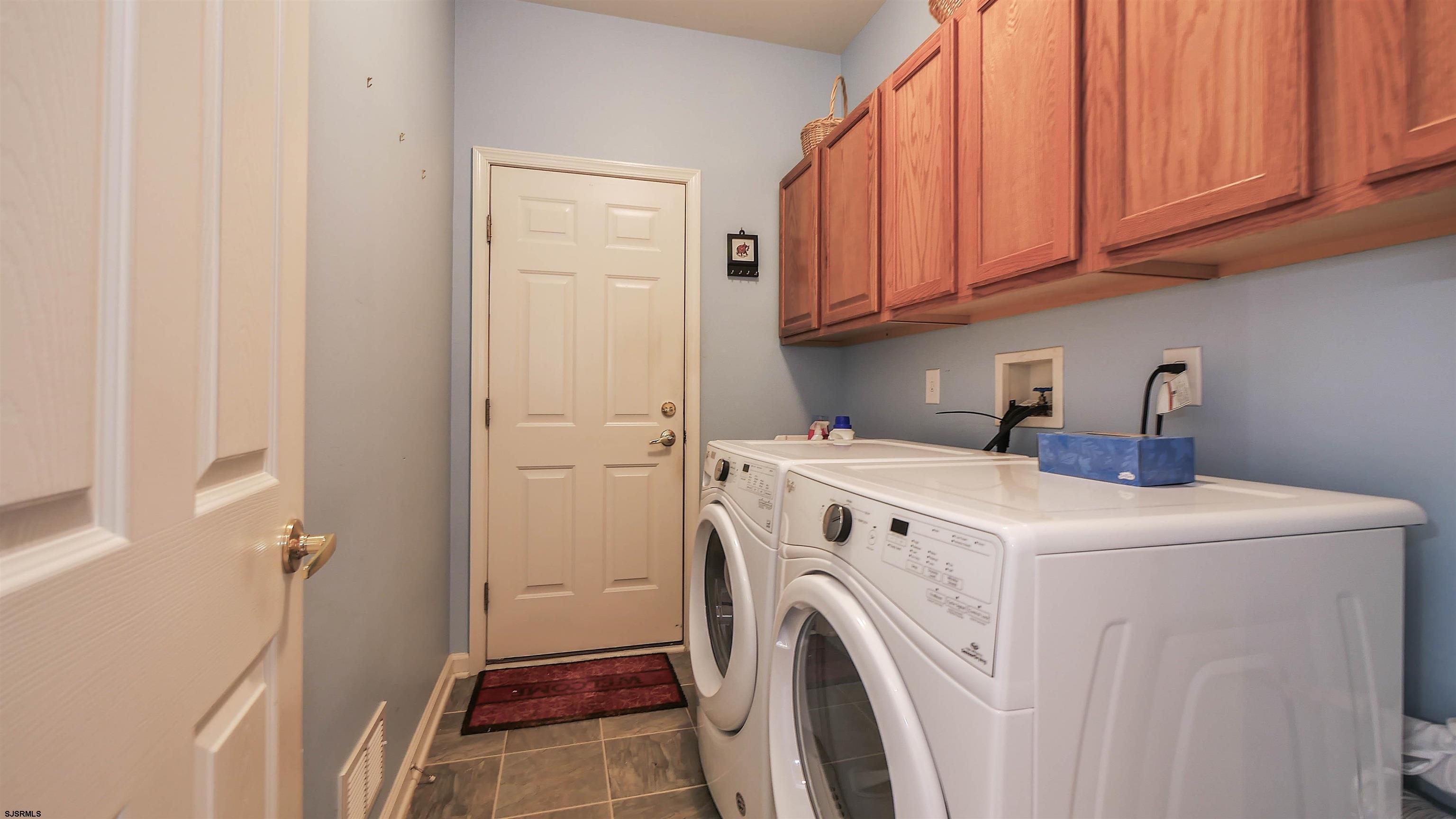 685 Cypress Point Dr