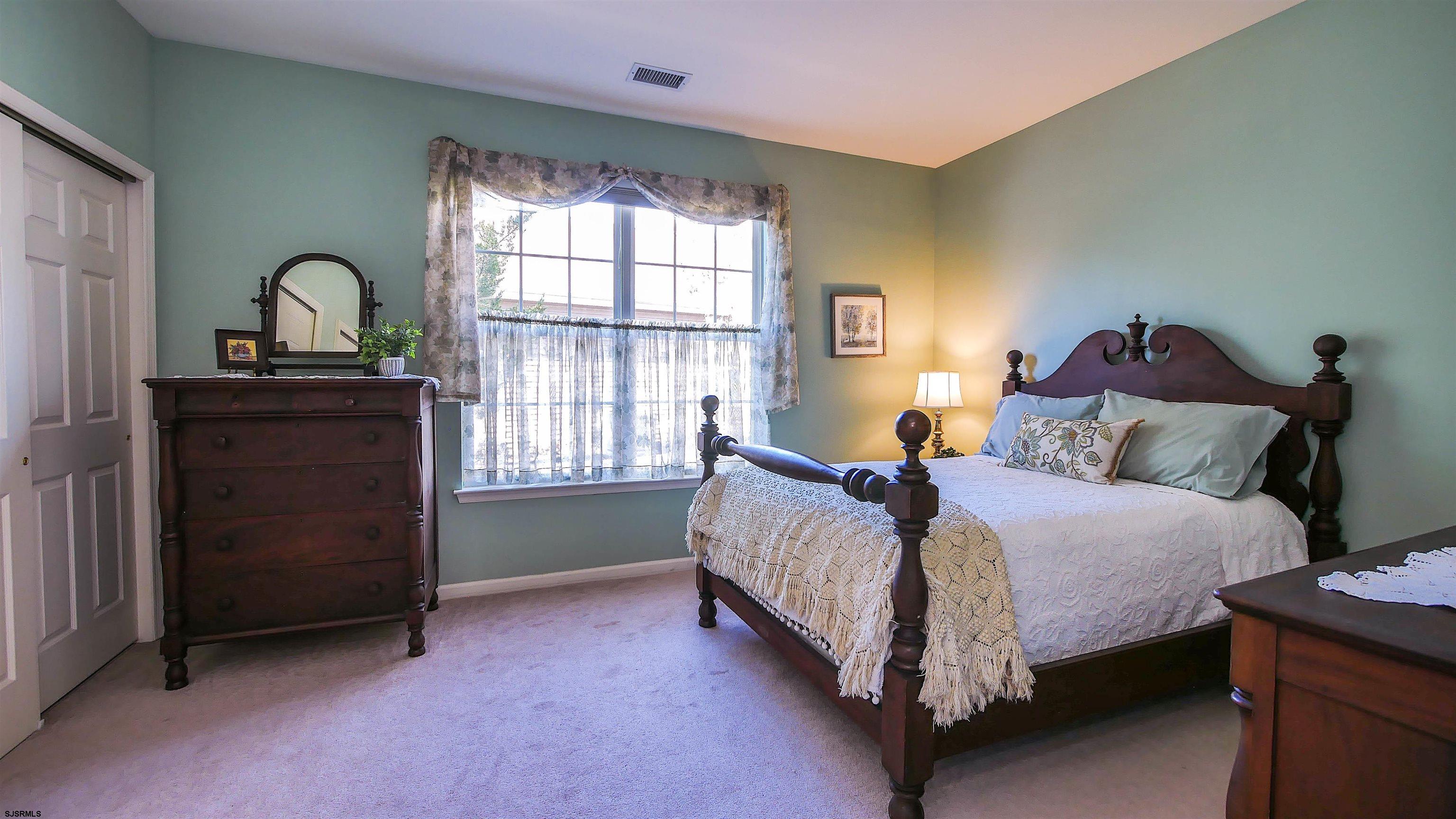 685 Cypress Point Dr