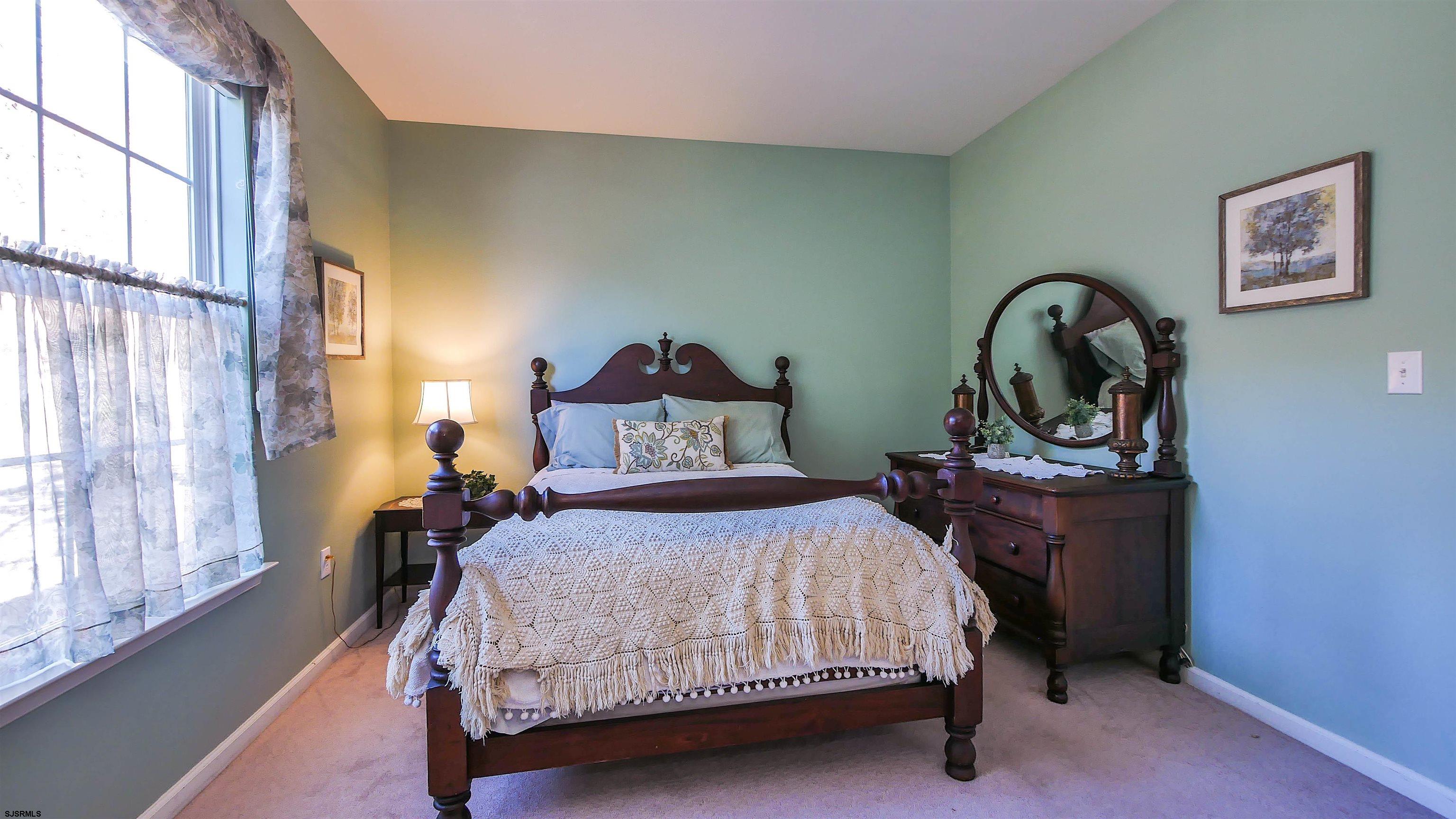 685 Cypress Point Dr