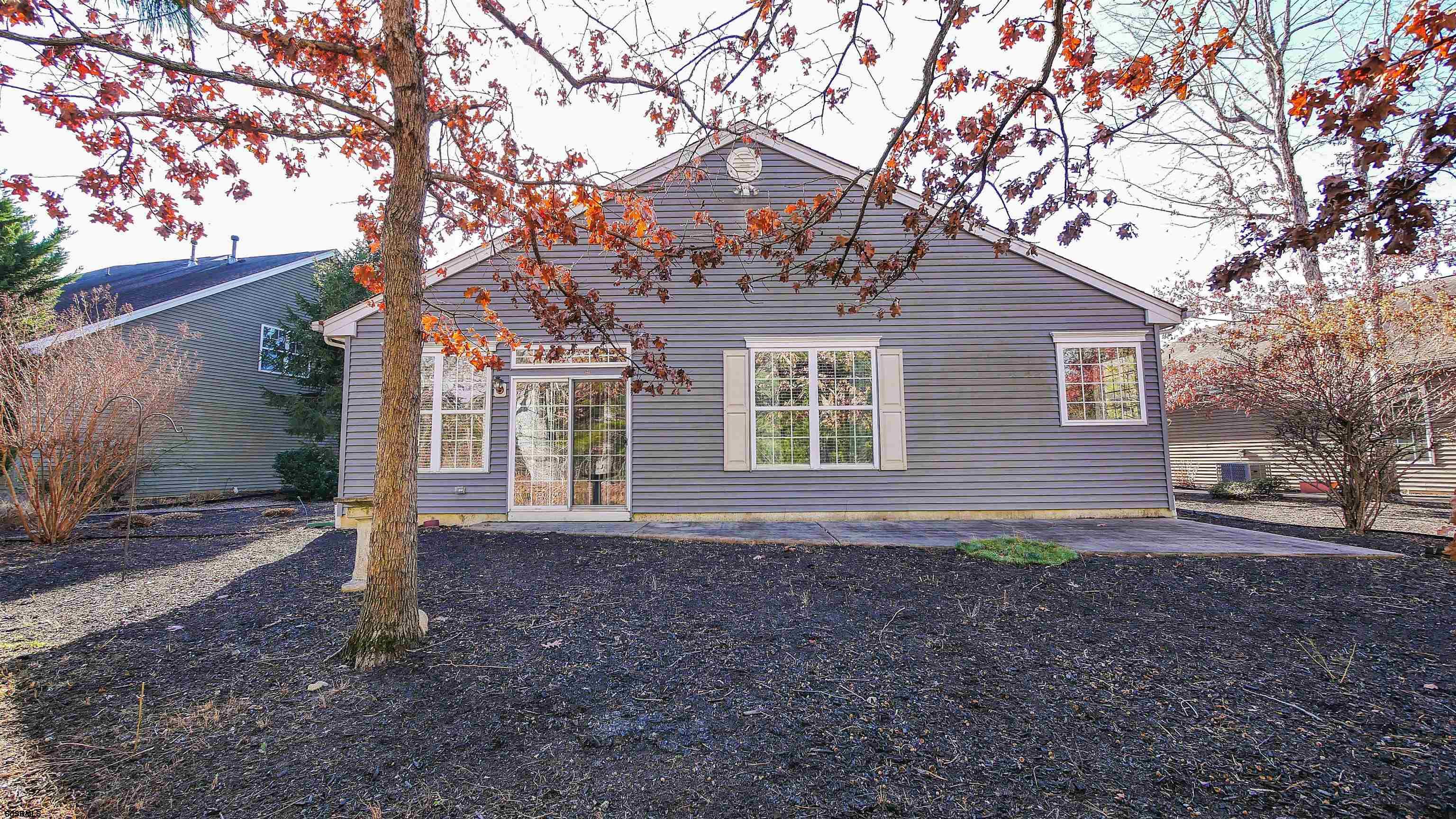 685 Cypress Point Dr