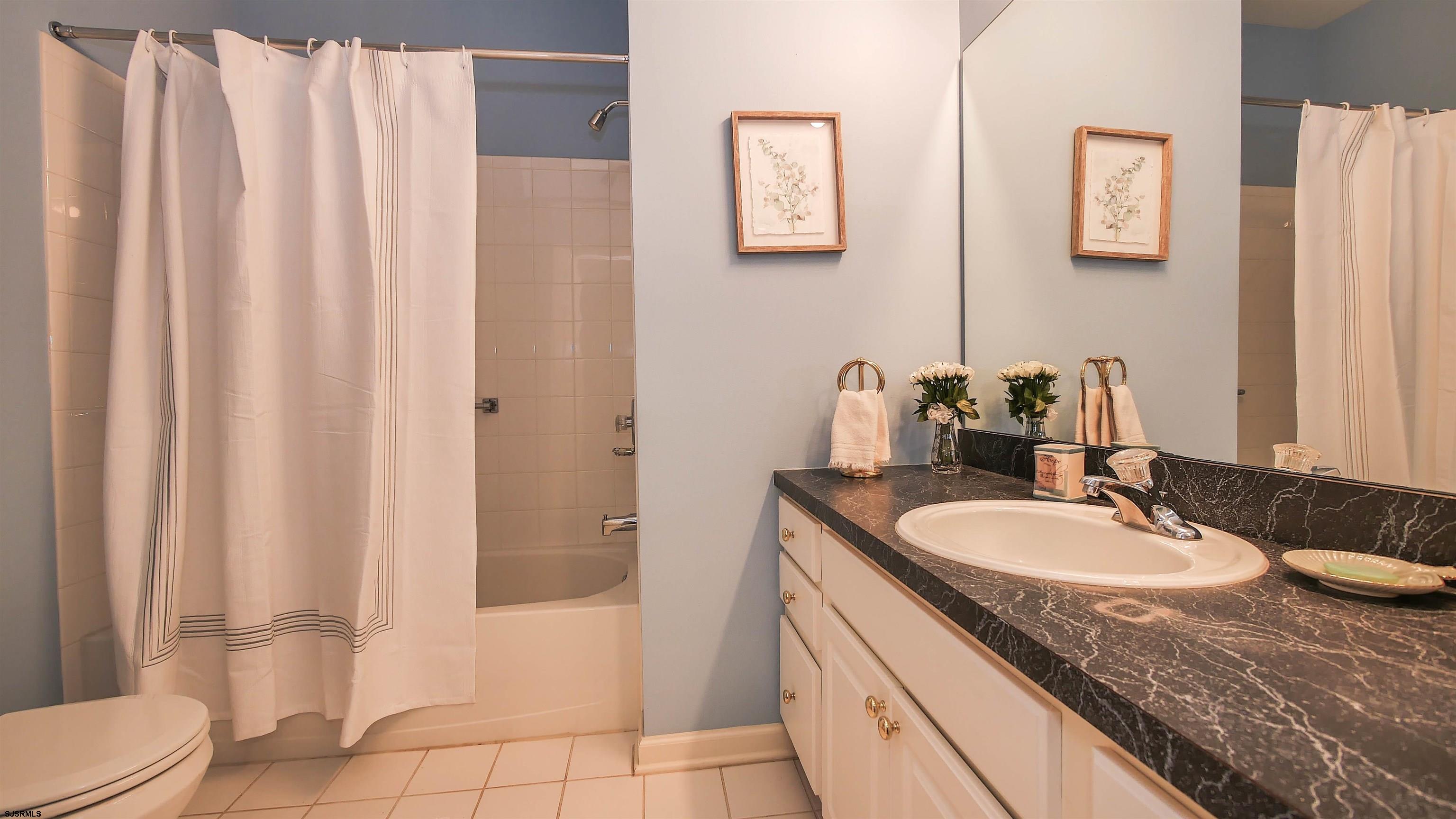 685 Cypress Point Dr