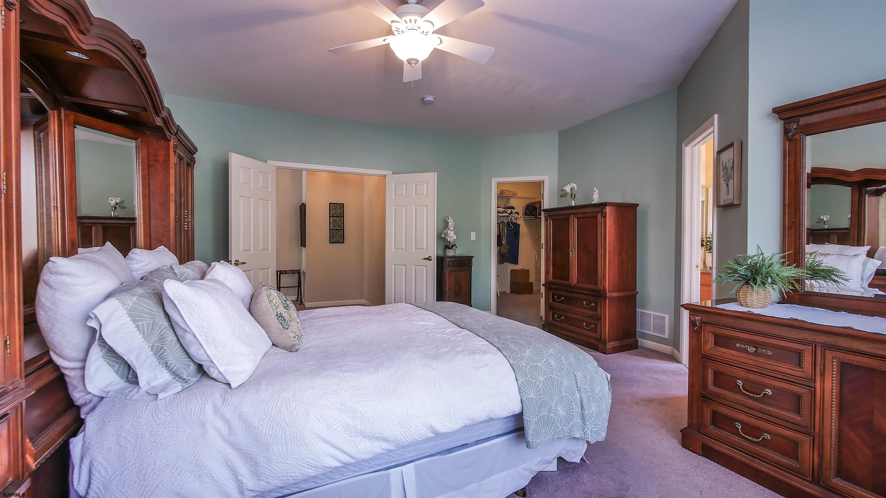 685 Cypress Point Dr