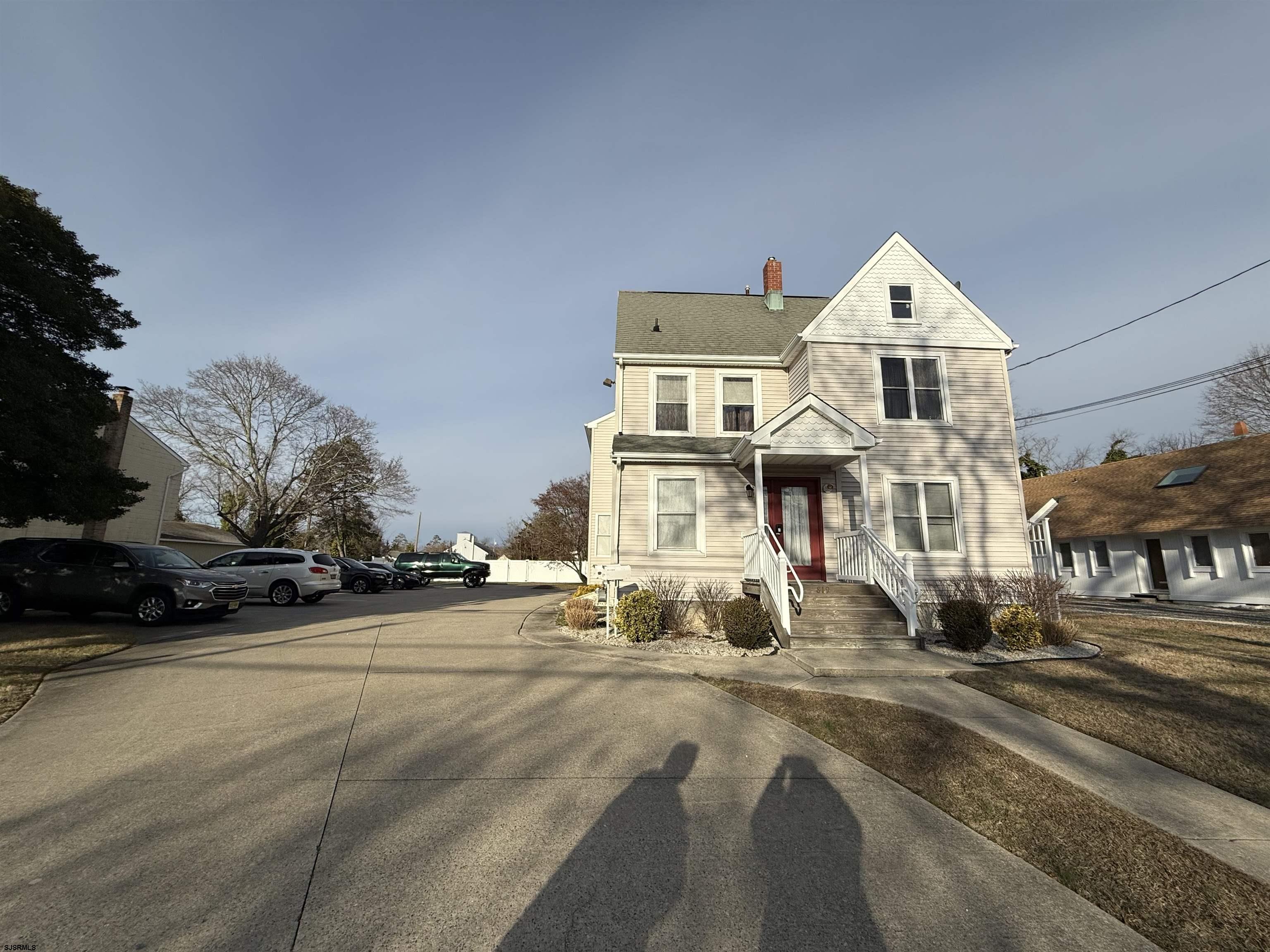 819 N Main Street