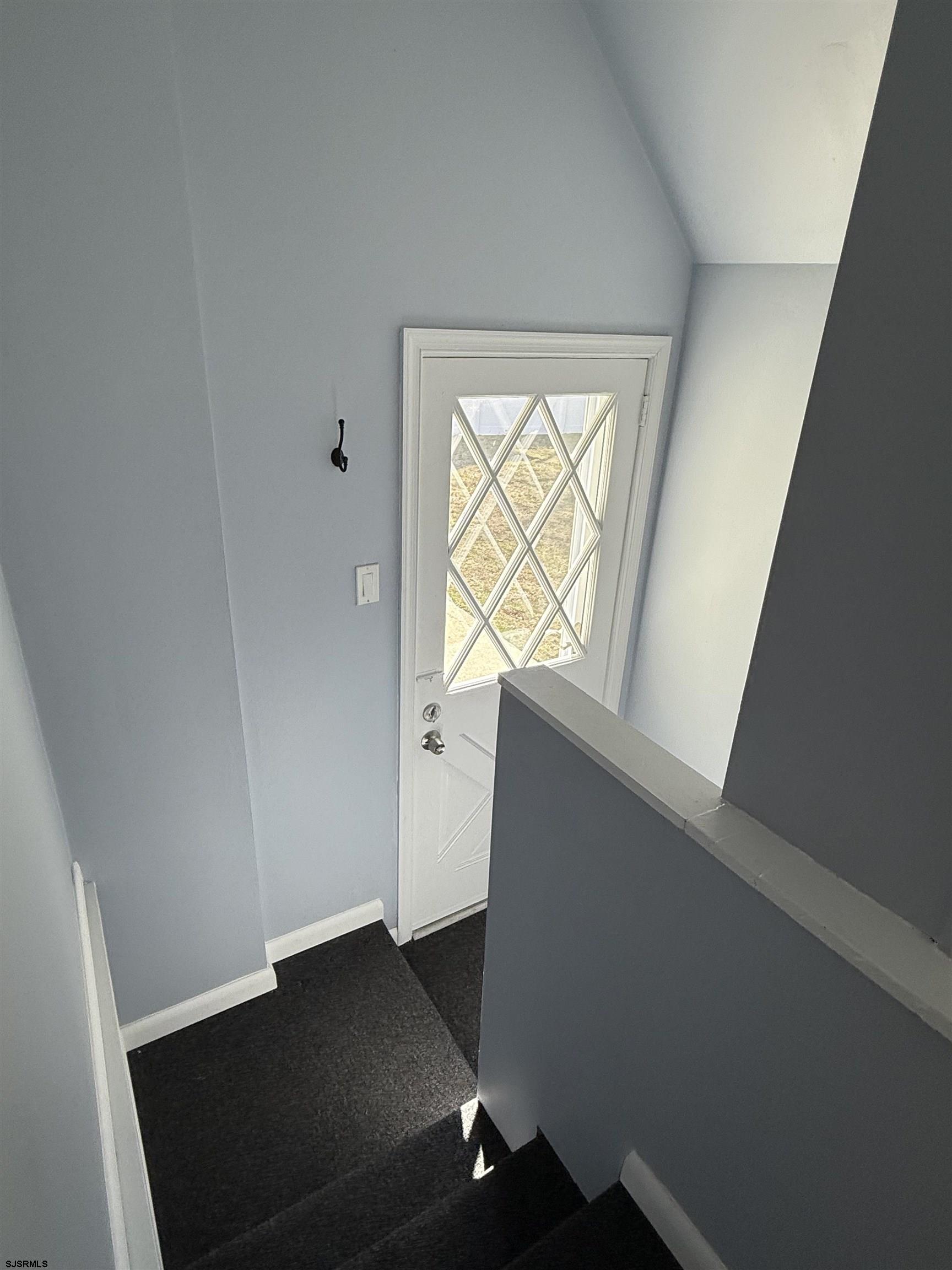 38 E Revere Ave