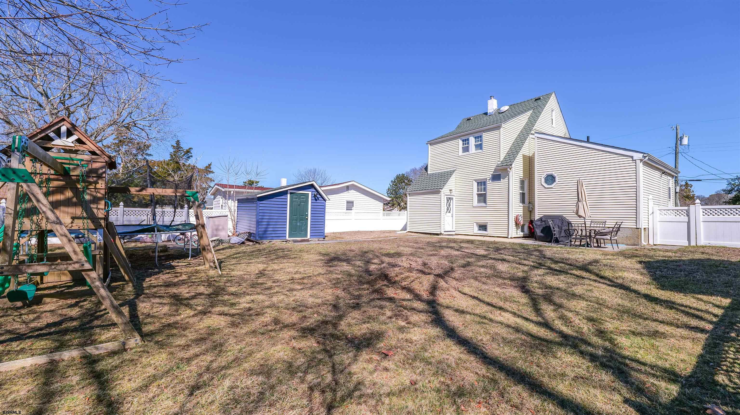 38 E Revere Ave