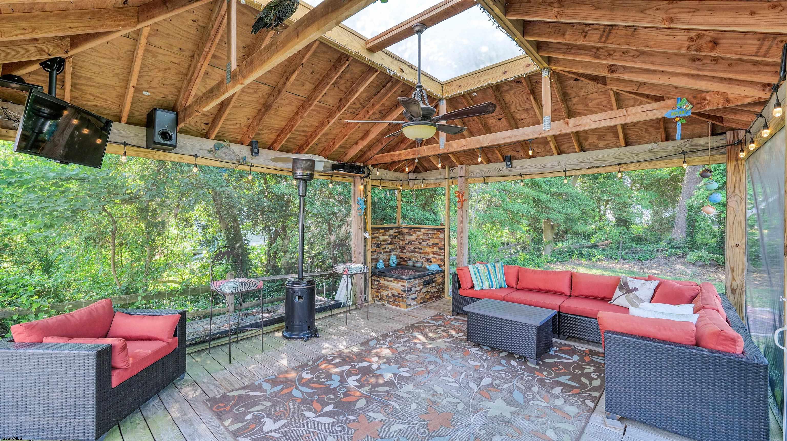 209 Reed Road