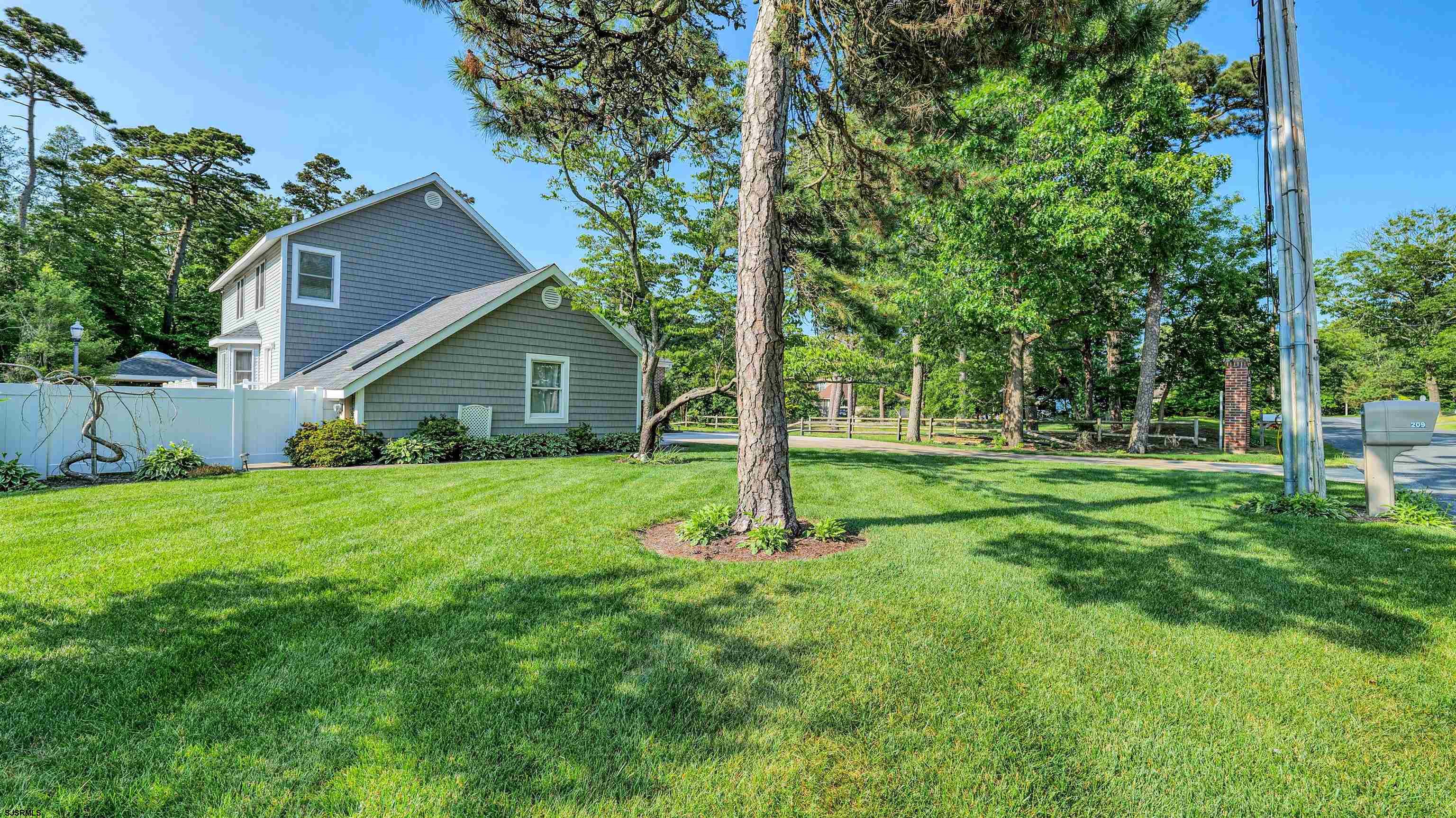 209 Reed Road