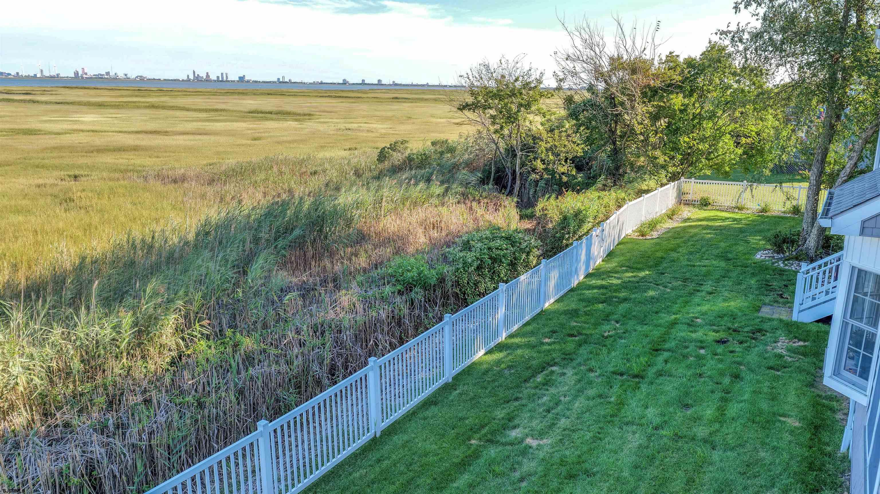 304 Burning Tree Blvd