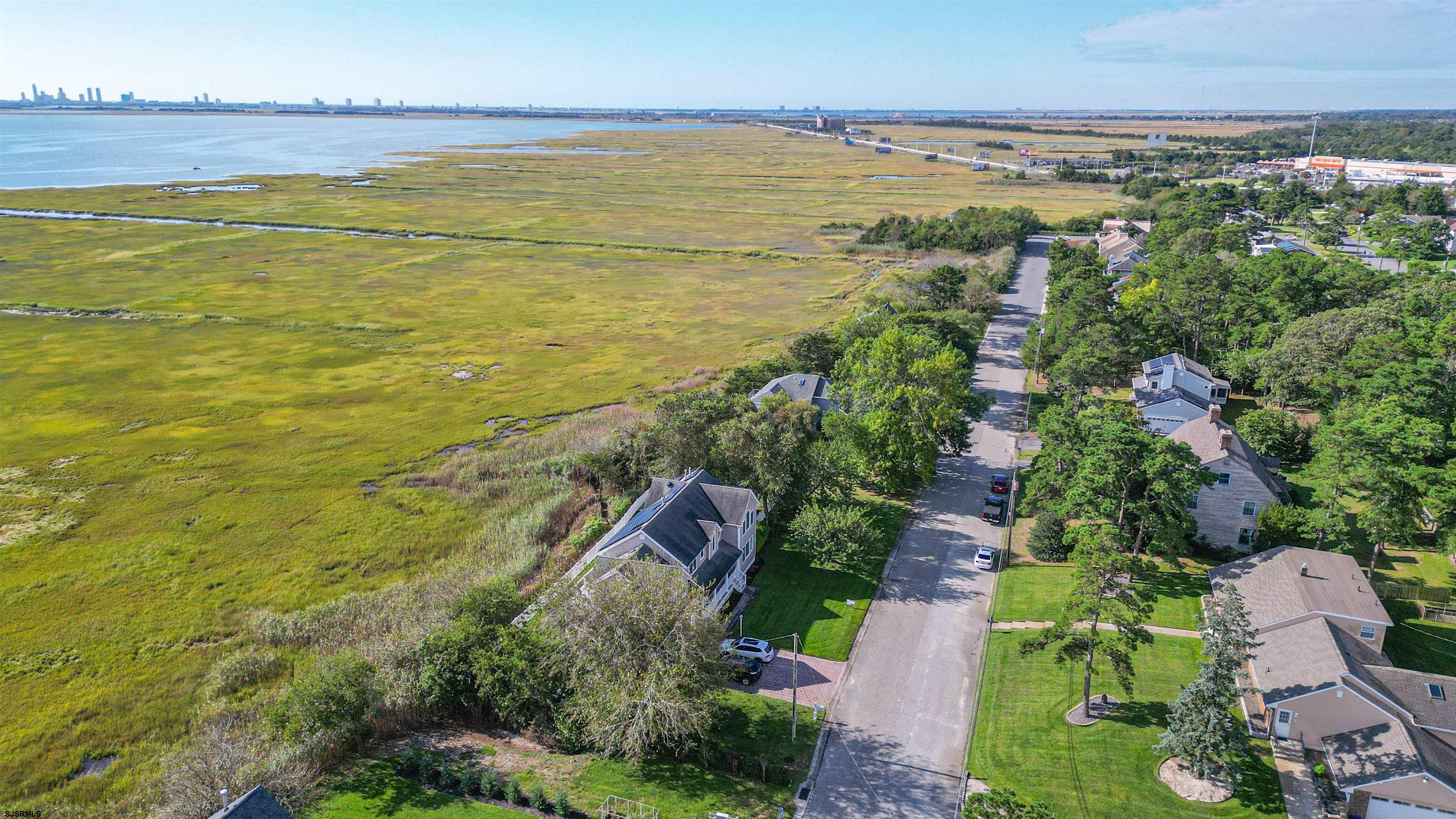 304 Burning Tree Blvd