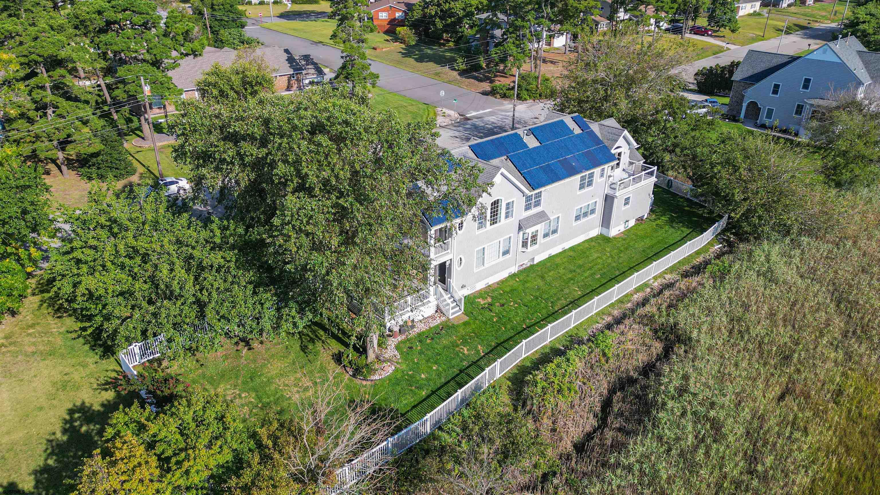 304 Burning Tree Blvd