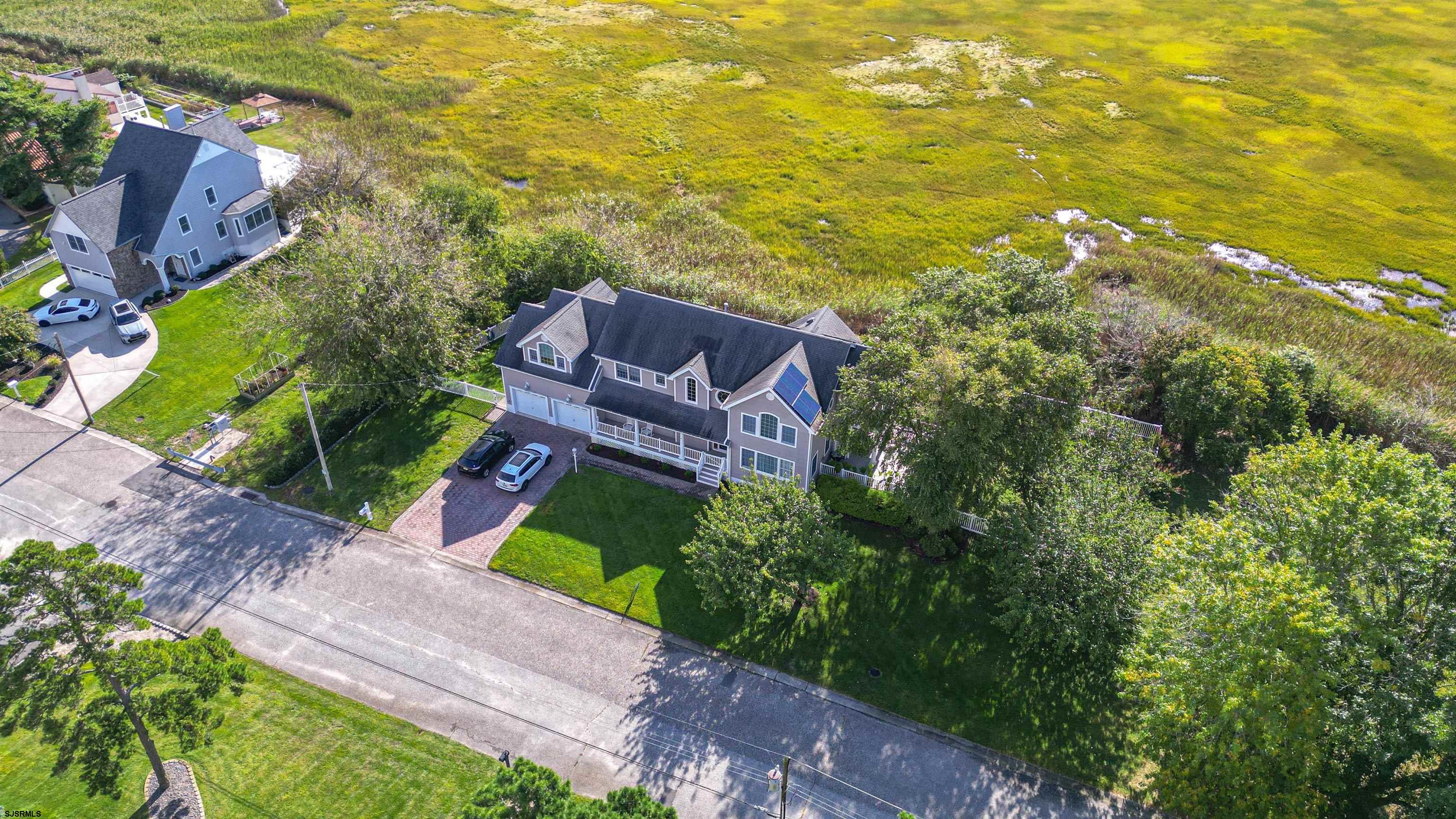 304 Burning Tree Blvd