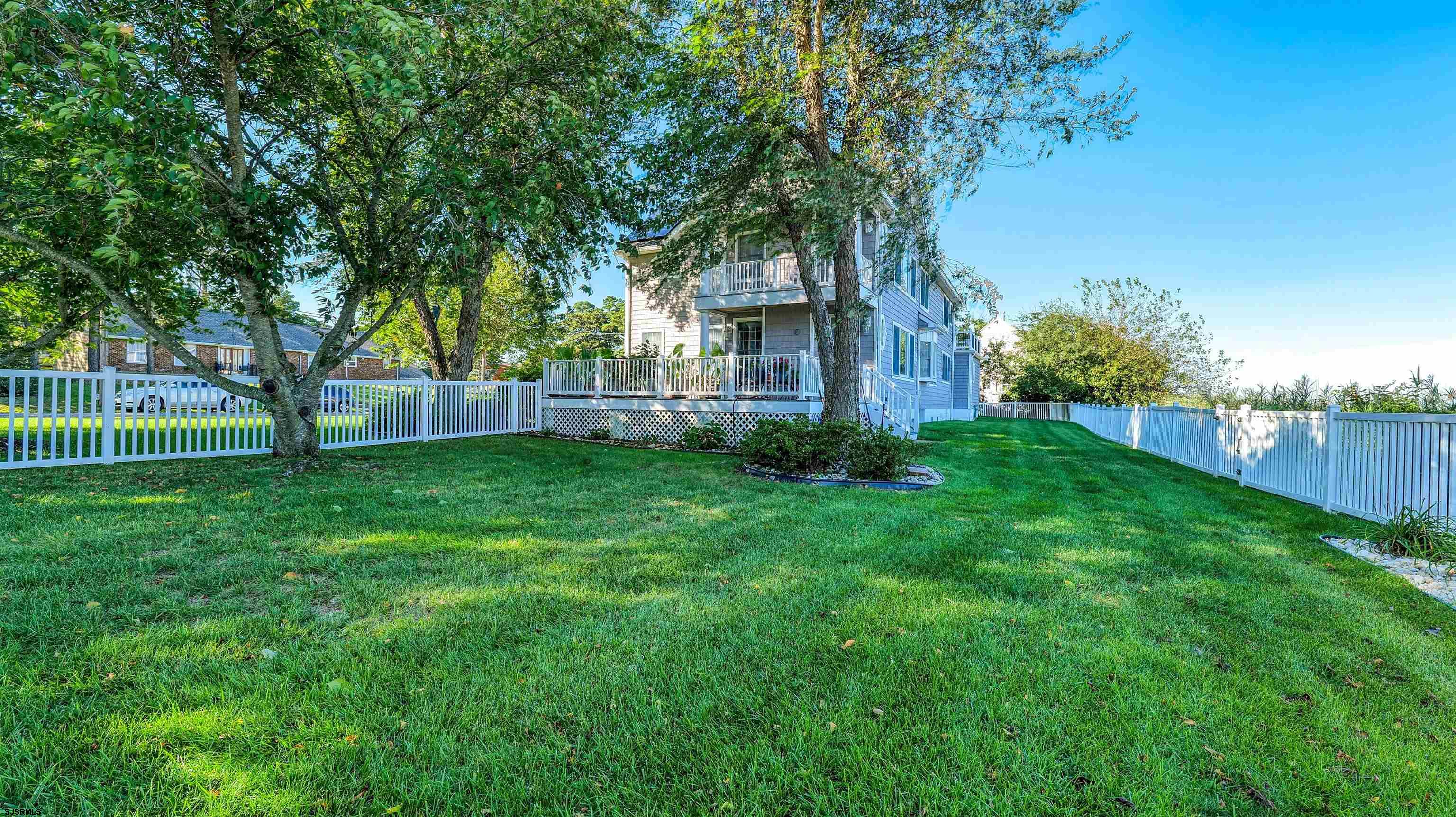 304 Burning Tree Blvd