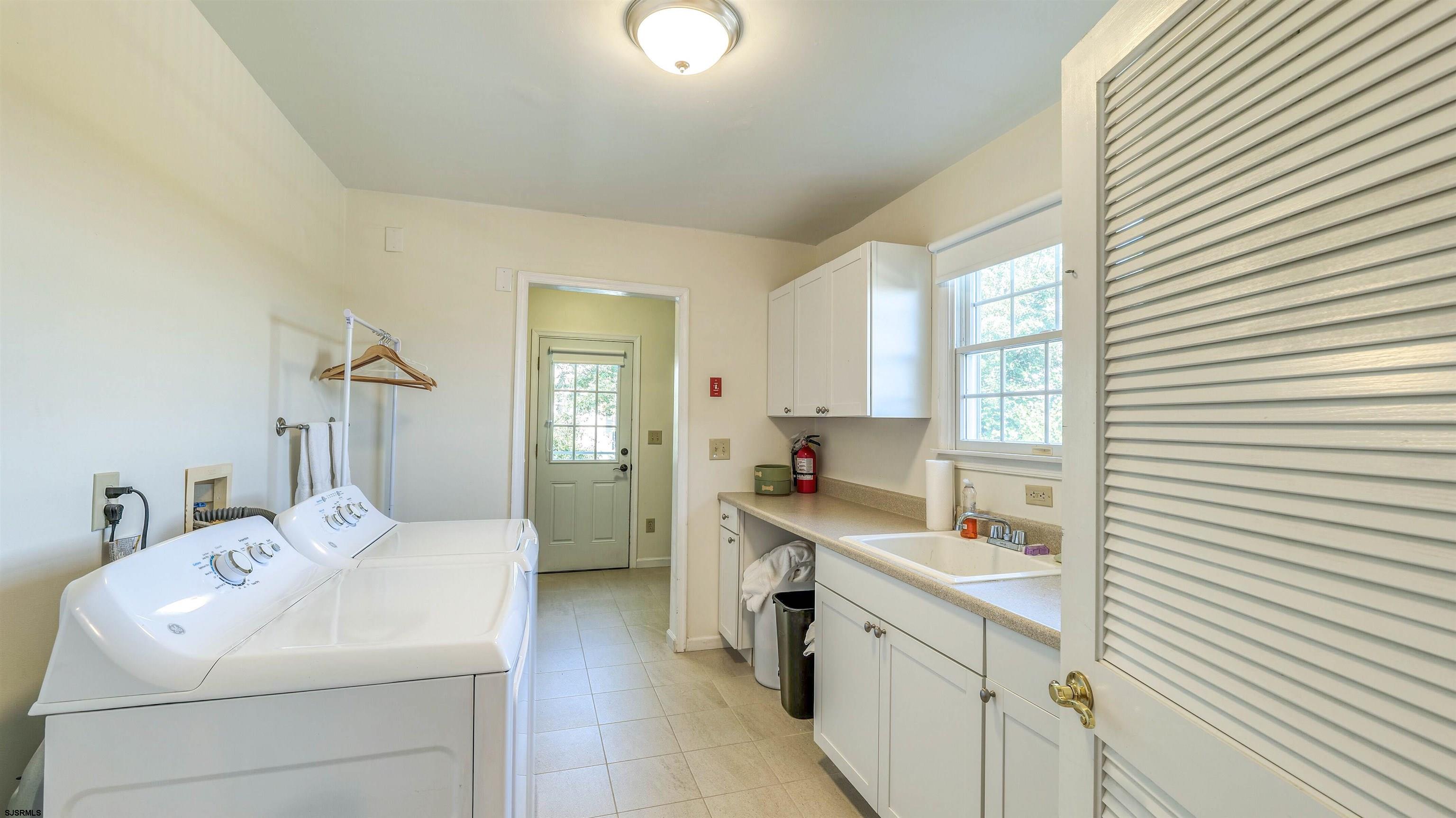 304 Burning Tree Blvd