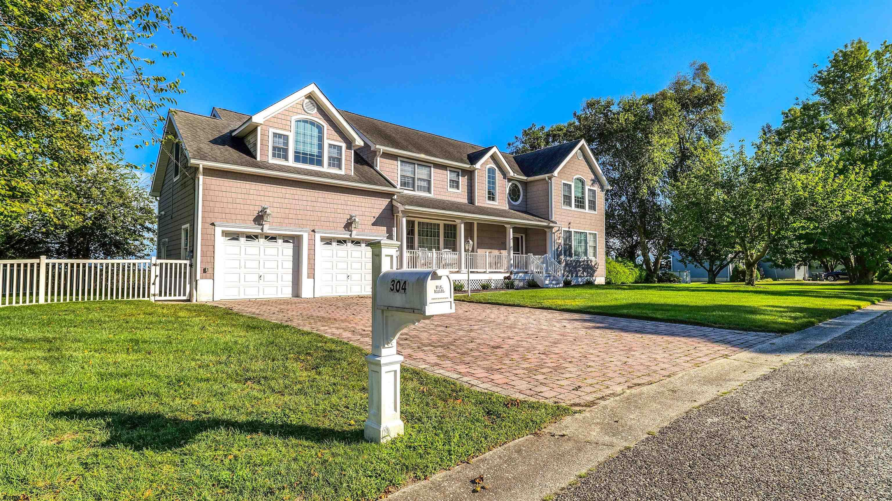 304 Burning Tree Blvd