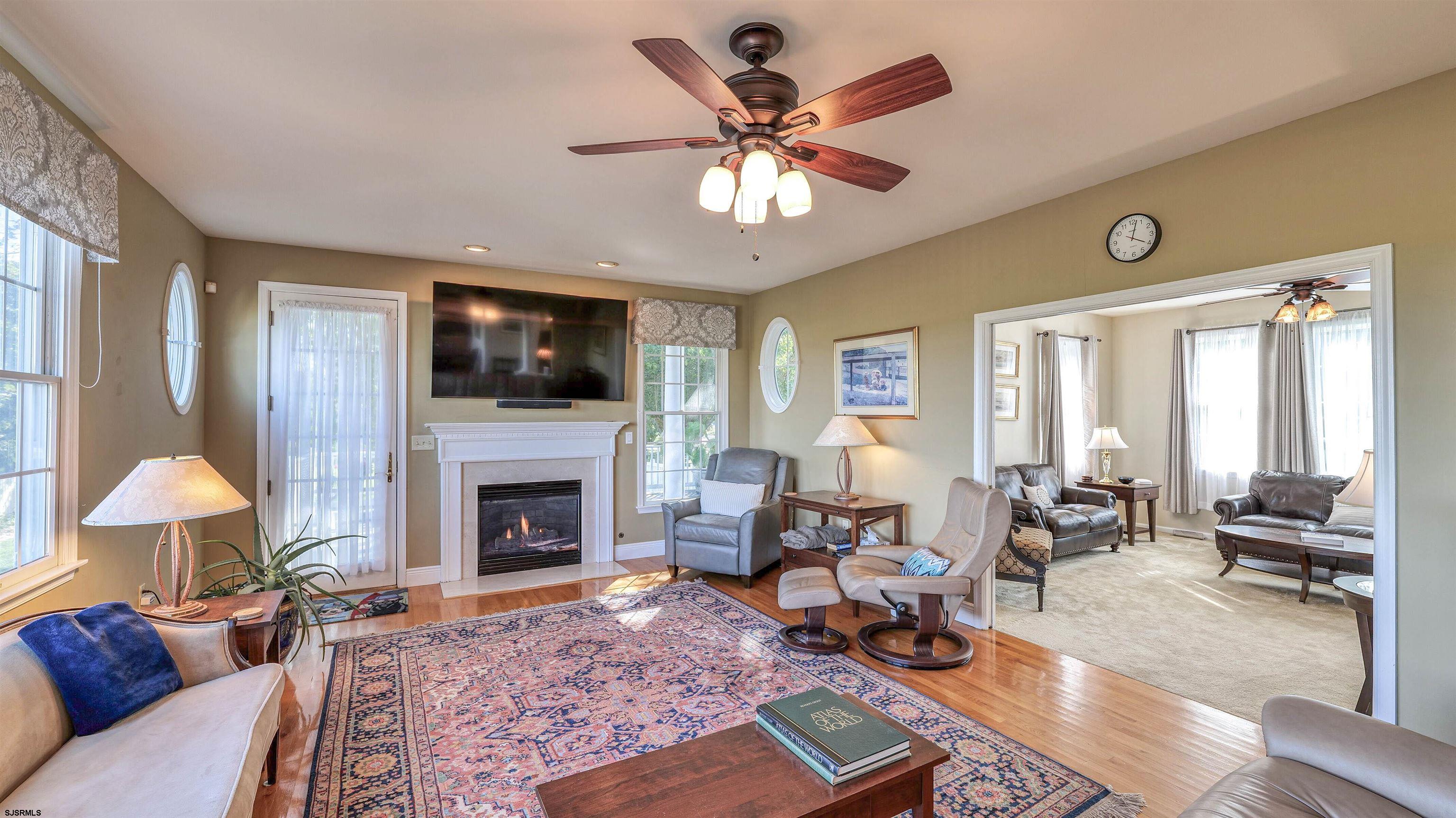 304 Burning Tree Blvd