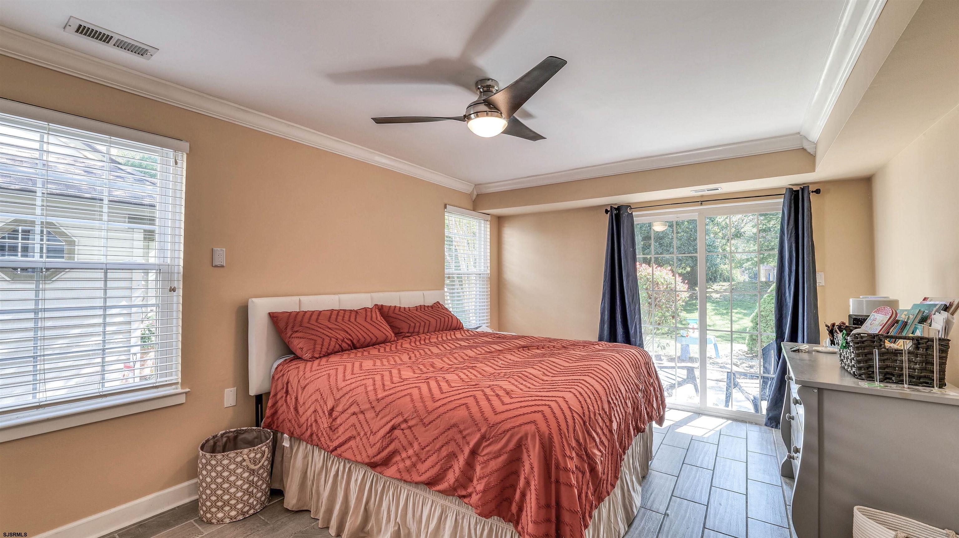 77 Waterview Dr Unit: 77