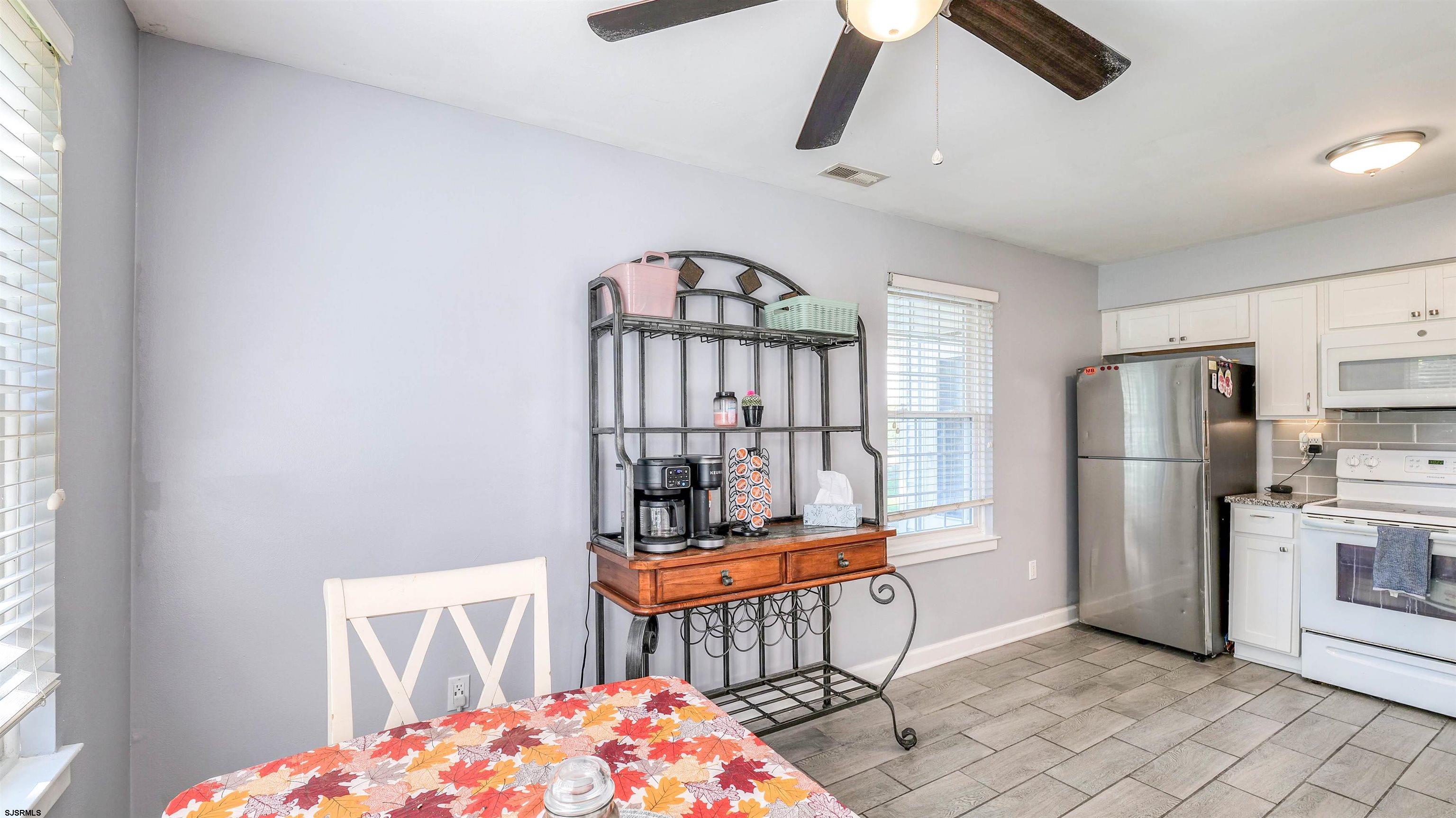 77 Waterview Dr Unit: 77
