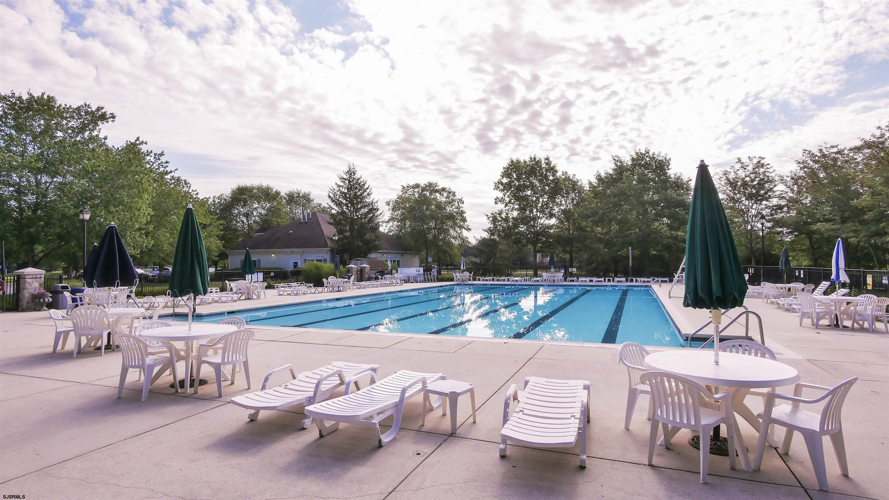 77 Waterview Dr Unit: 77