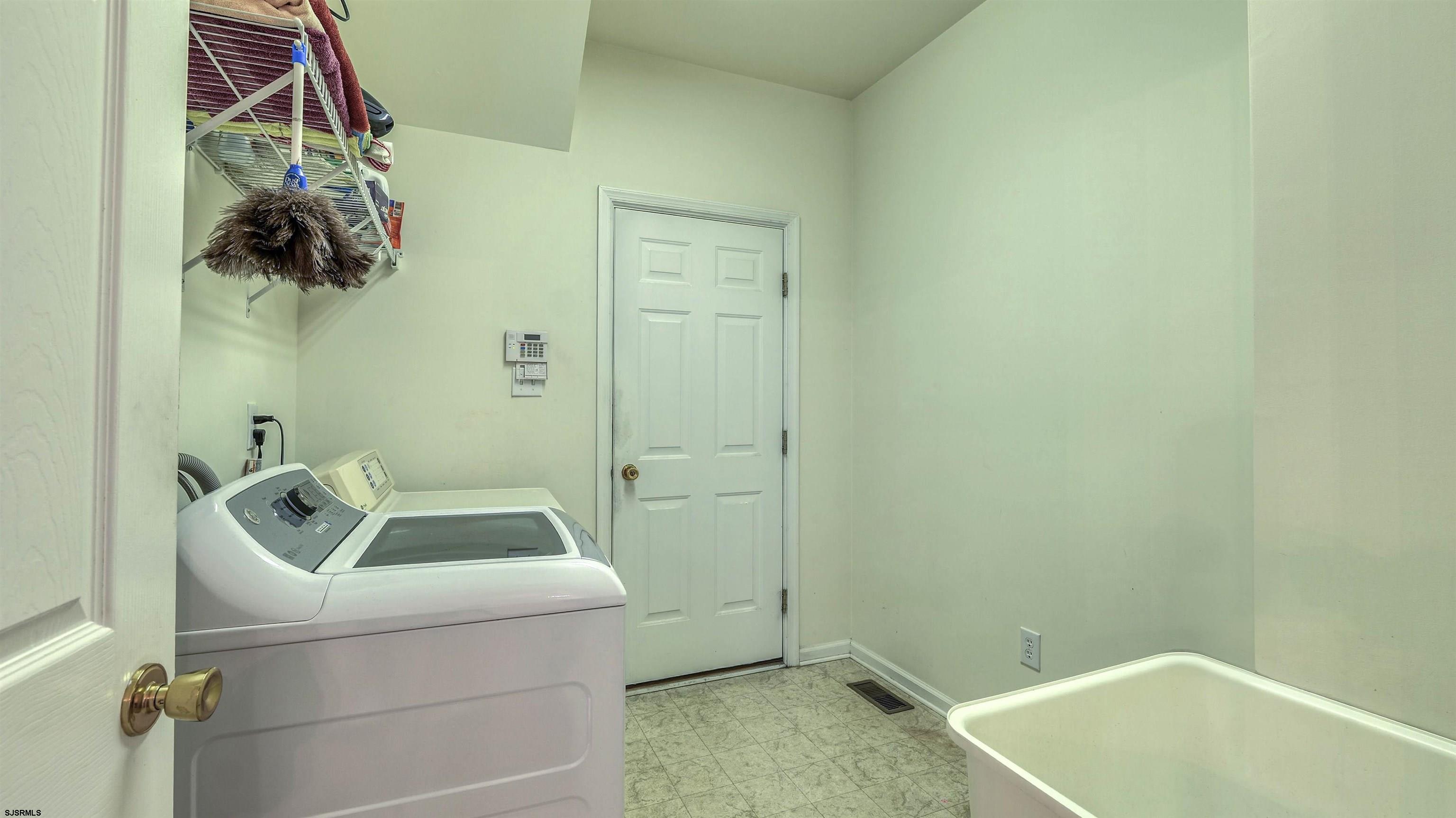 144 Knights Bridge Way