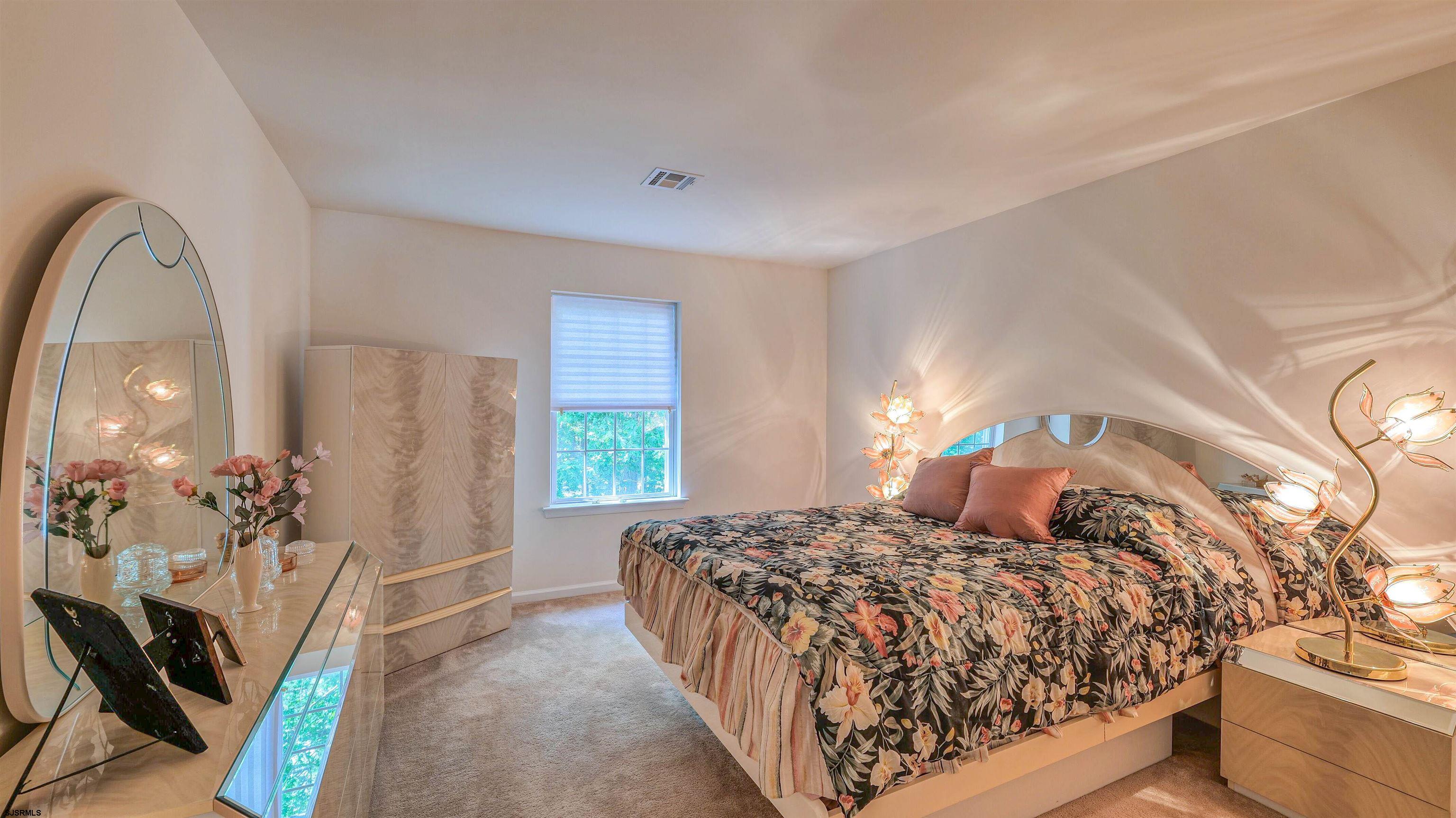 144 Knights Bridge Way