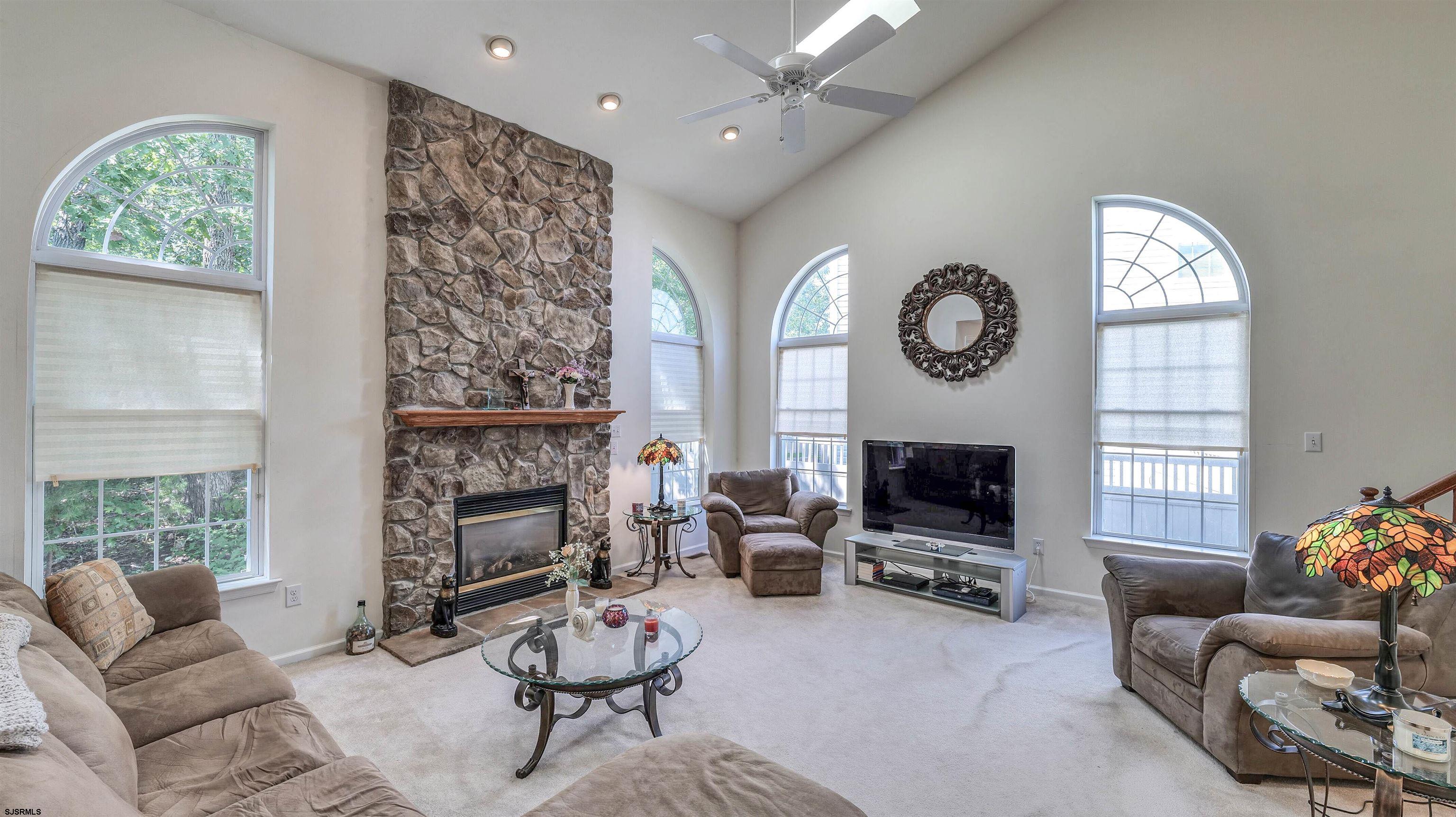 144 Knights Bridge Way