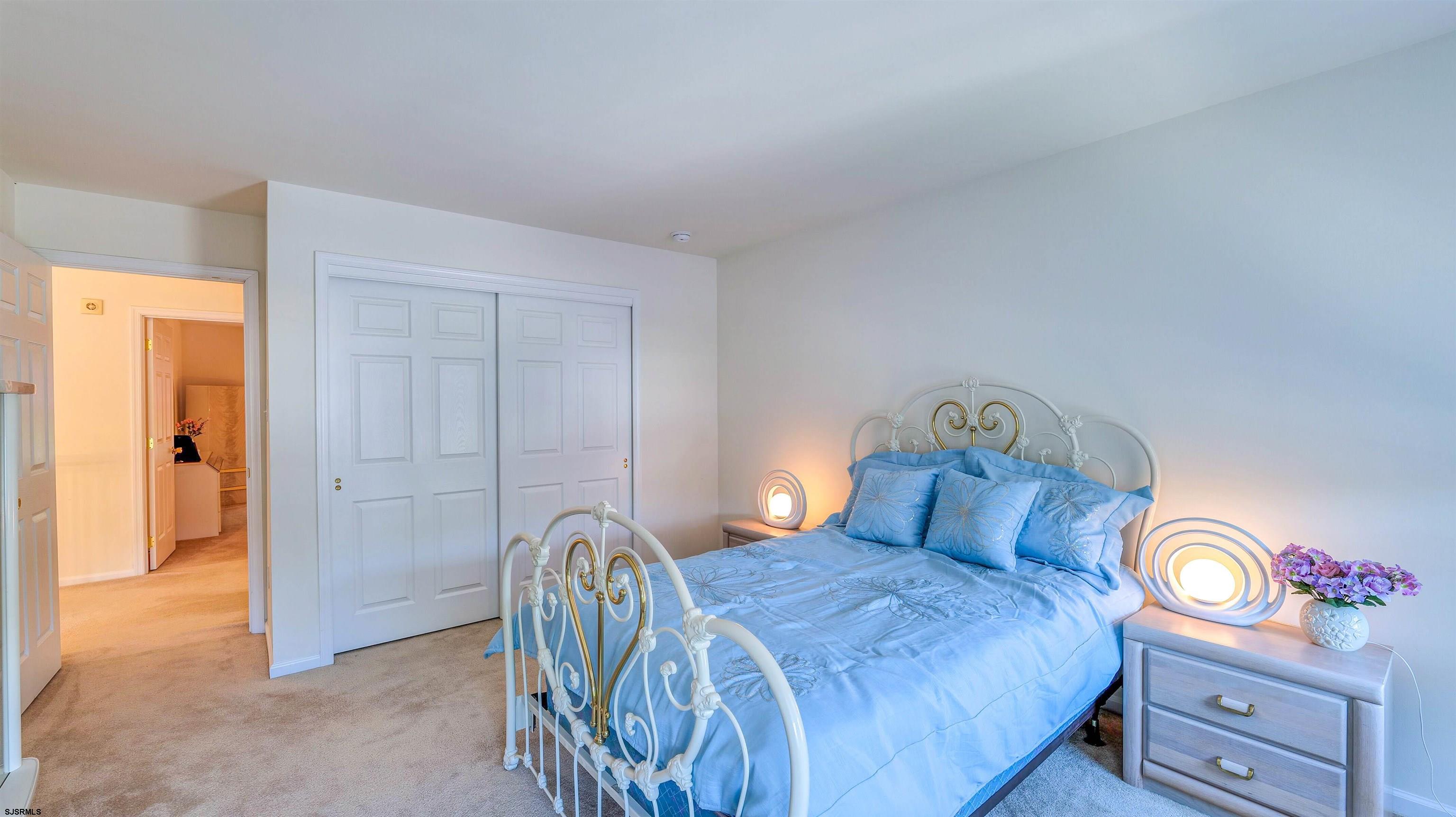 144 Knights Bridge Way