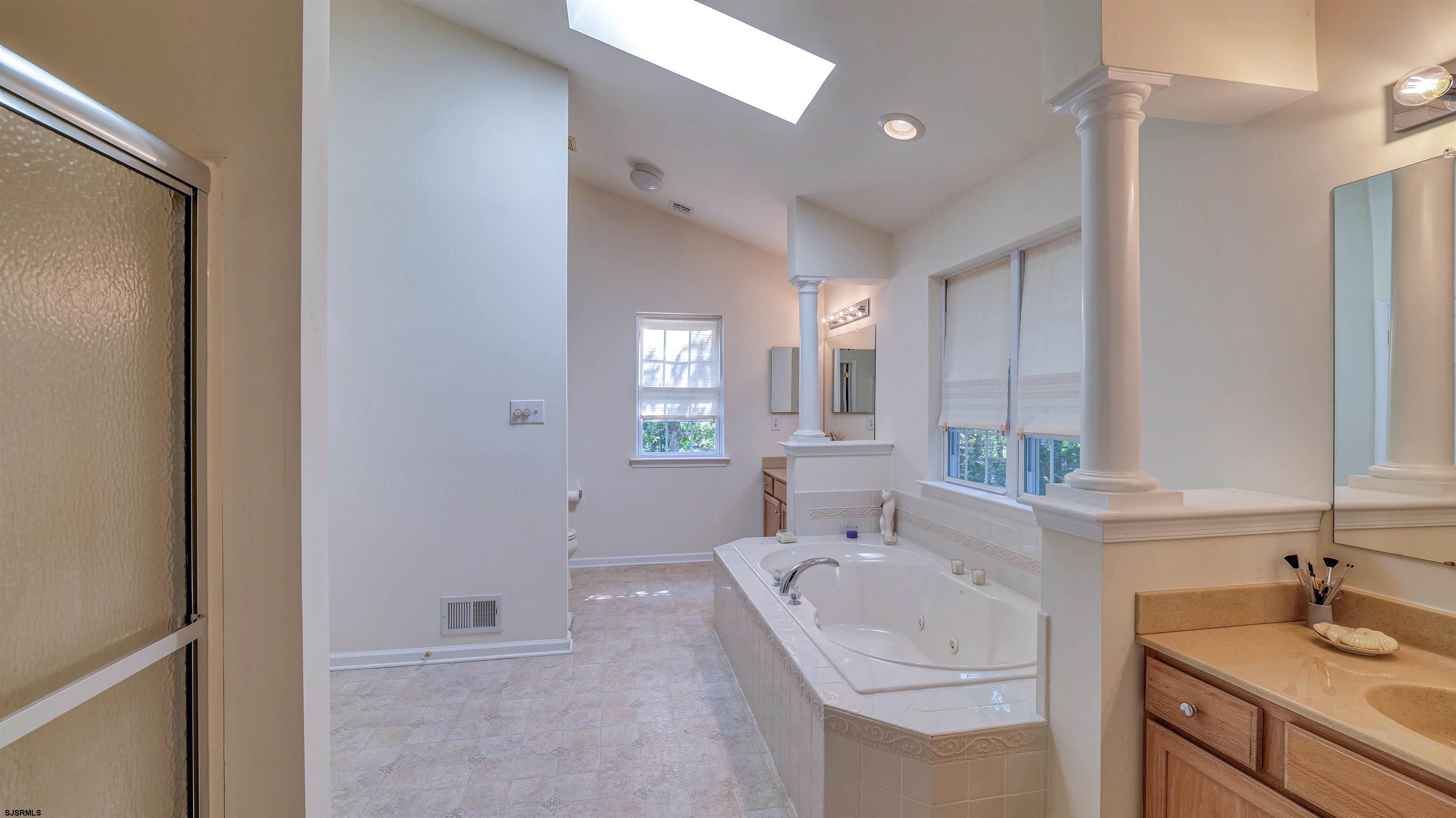 144 Knights Bridge Way