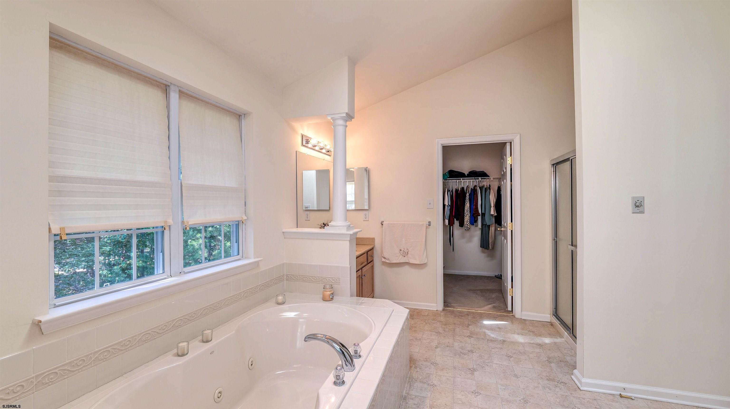 144 Knights Bridge Way