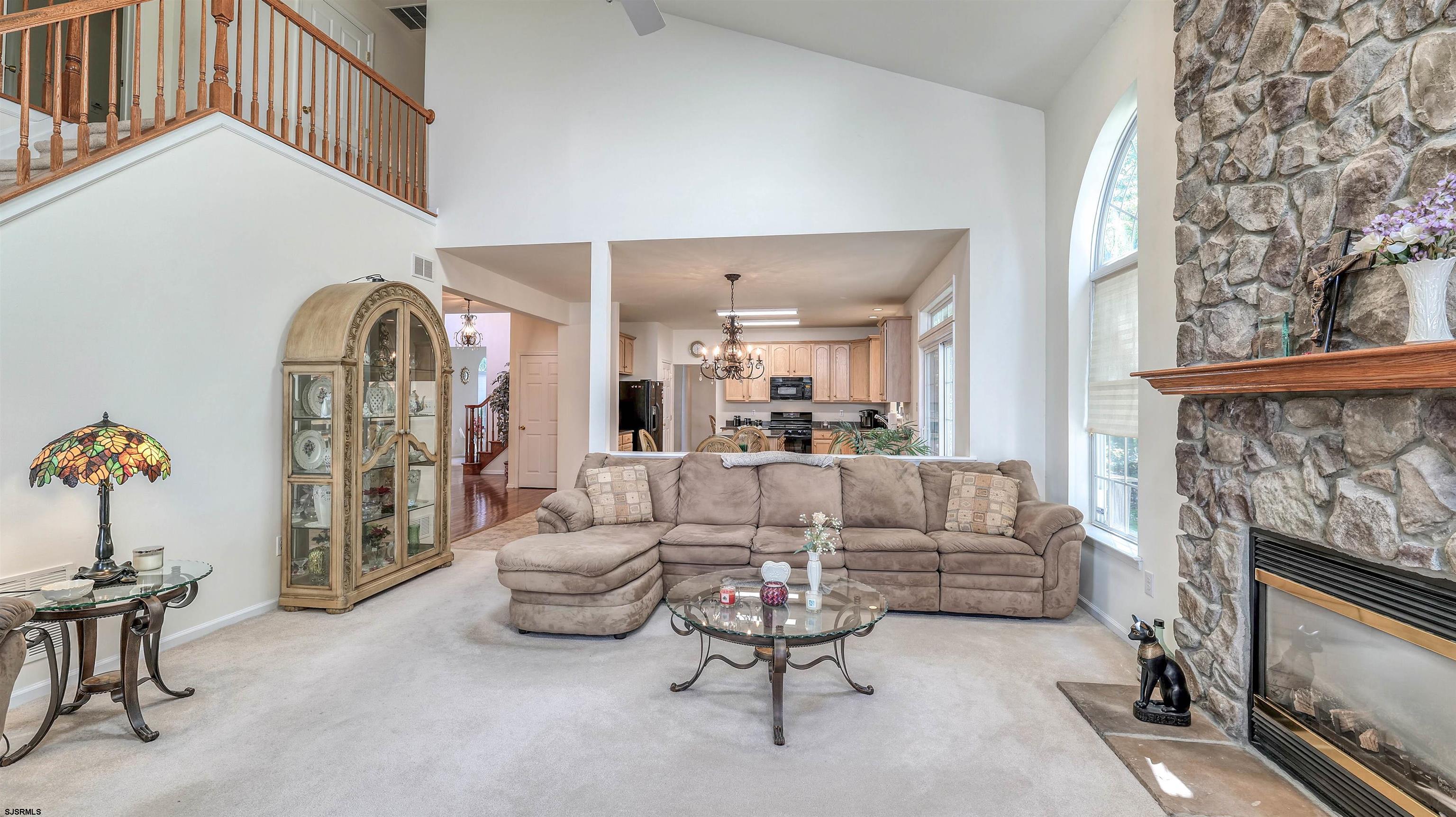 144 Knights Bridge Way