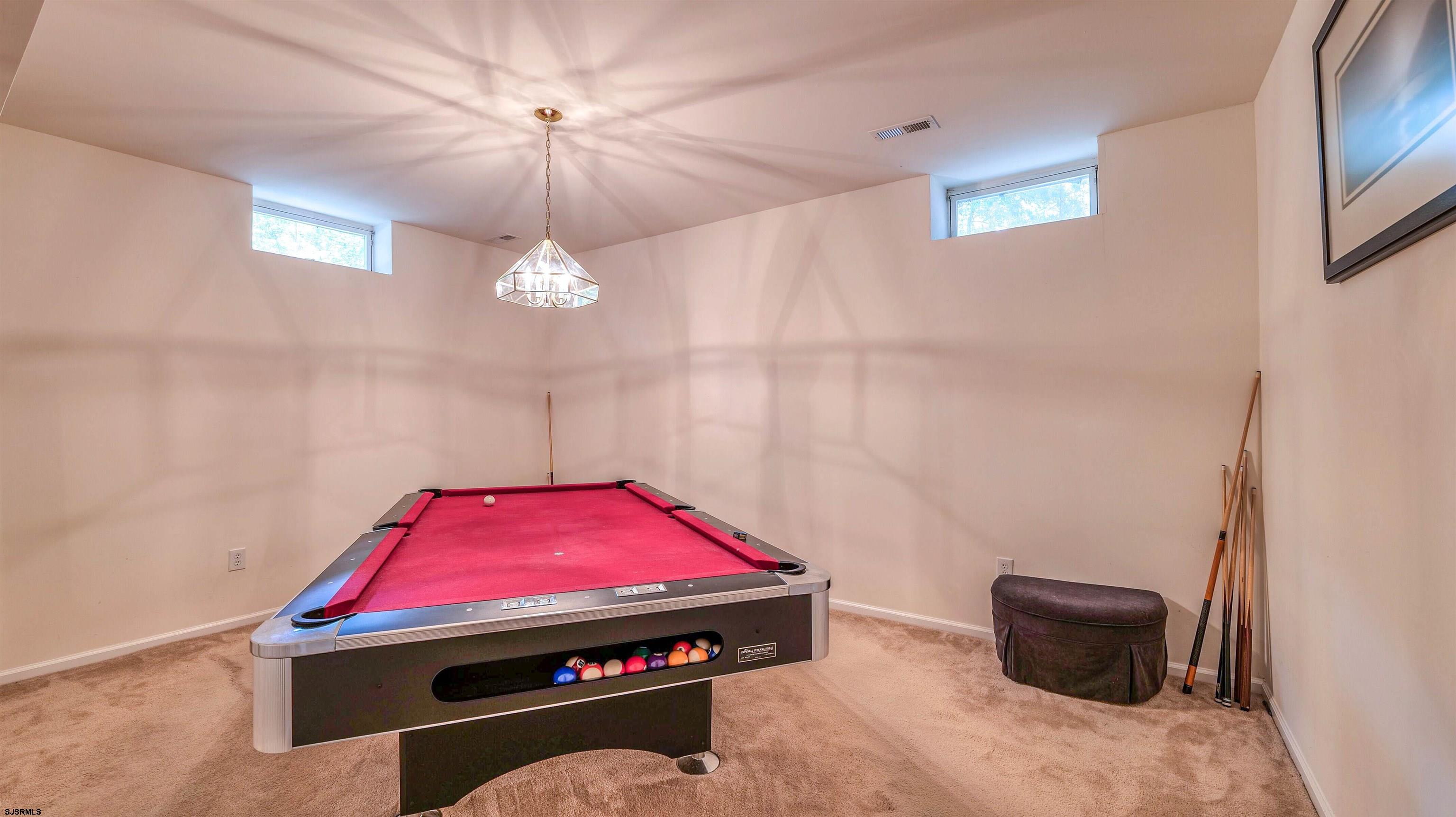 144 Knights Bridge Way