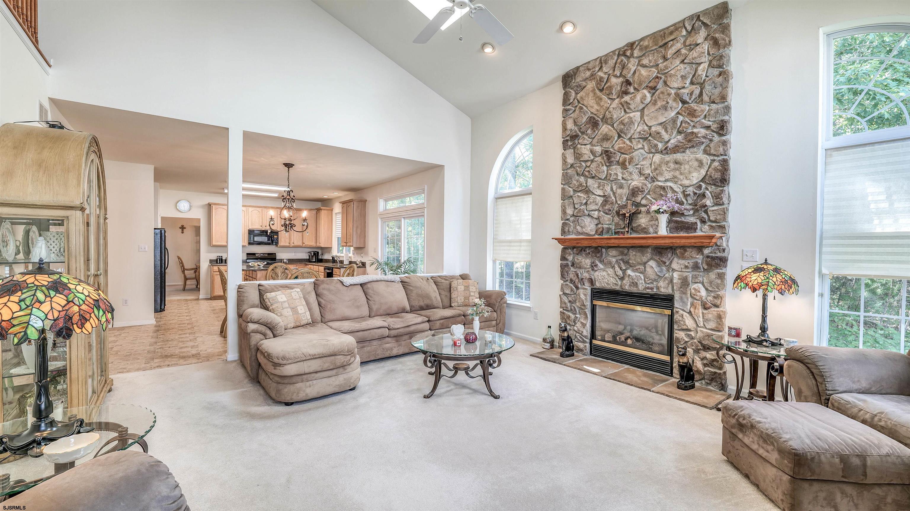 144 Knights Bridge Way