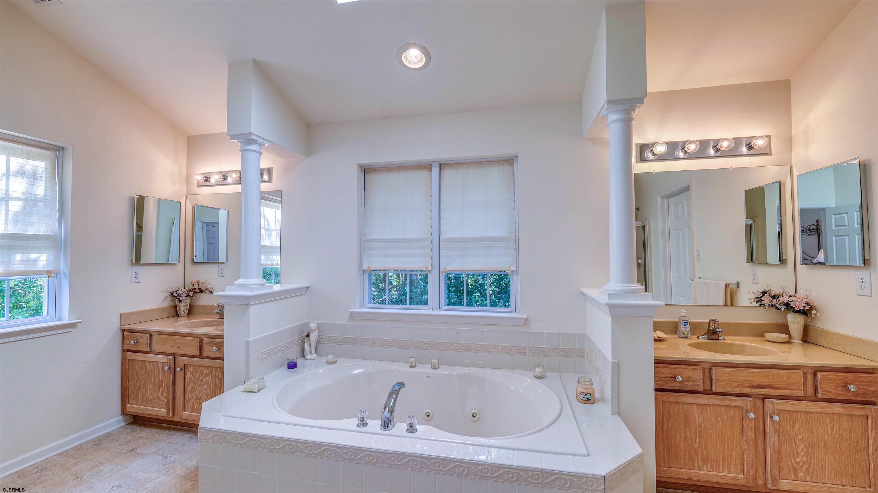 144 Knights Bridge Way