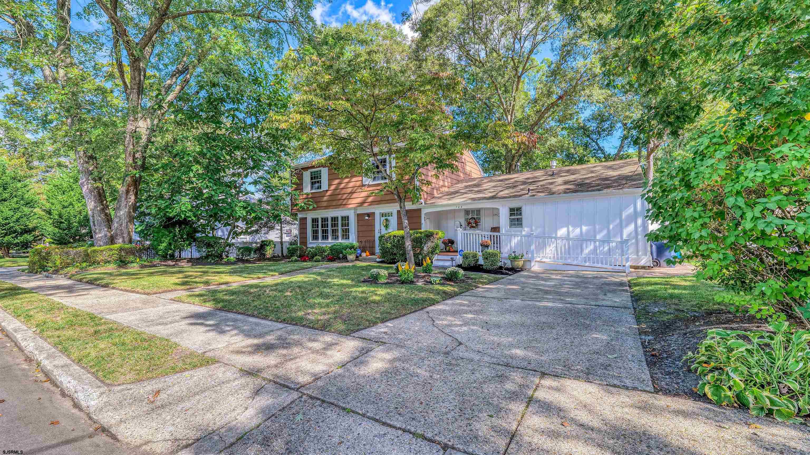 704 Chelsea Road